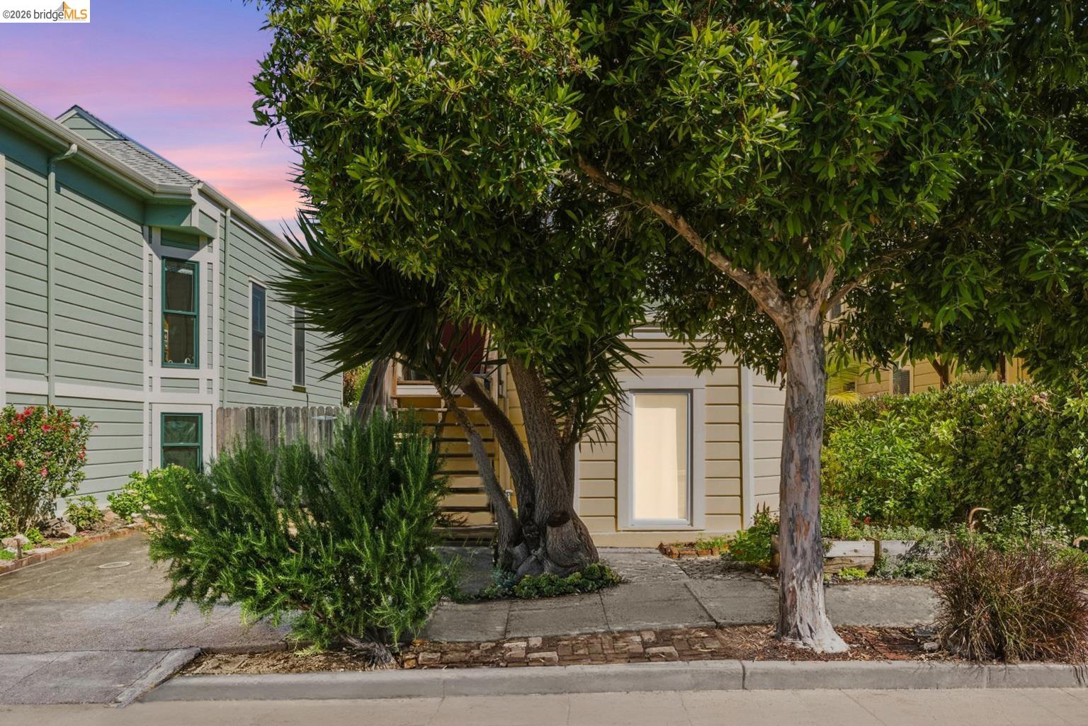 962 55Th St, Oakland, CA, 94608