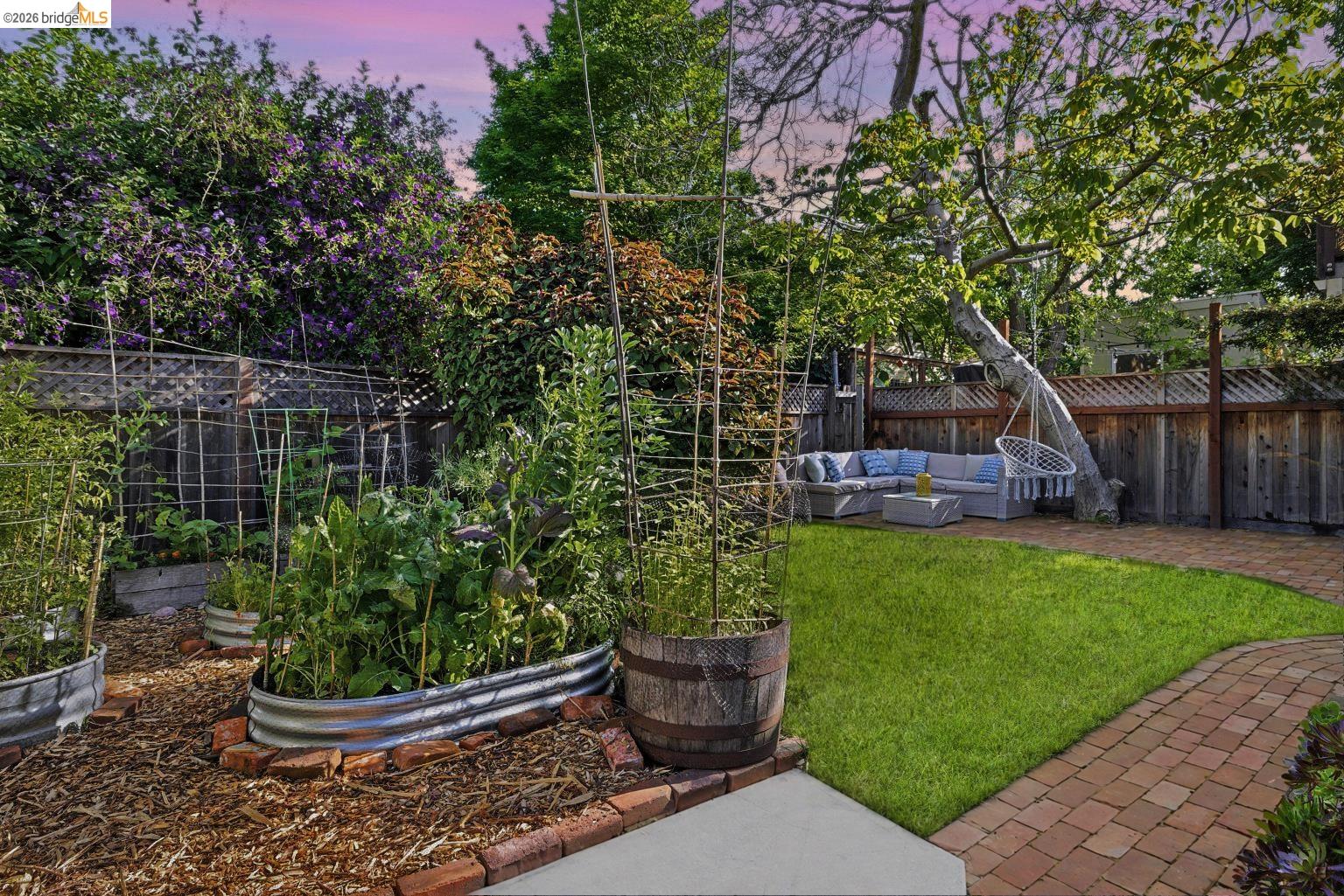 962 55Th St, Oakland, CA, 94608