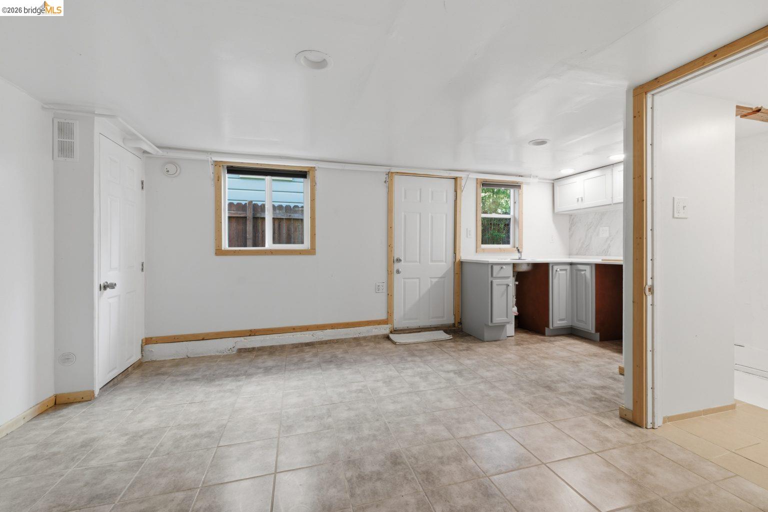 962 55Th St, Oakland, CA, 94608