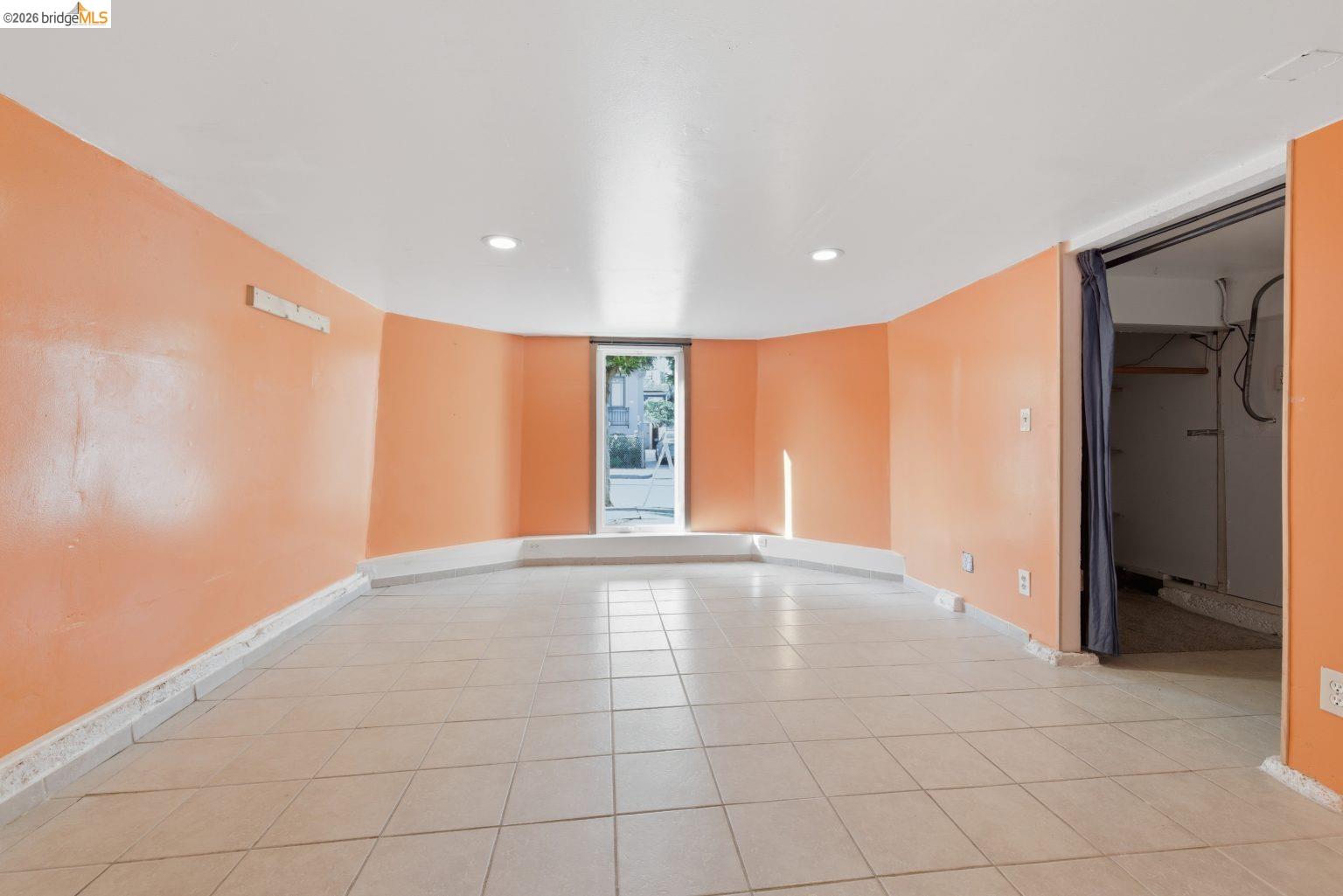 962 55Th St, Oakland, CA, 94608