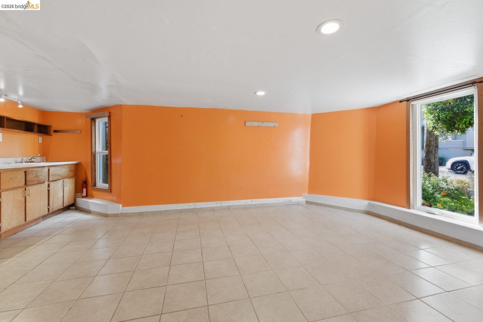 962 55Th St, Oakland, CA, 94608