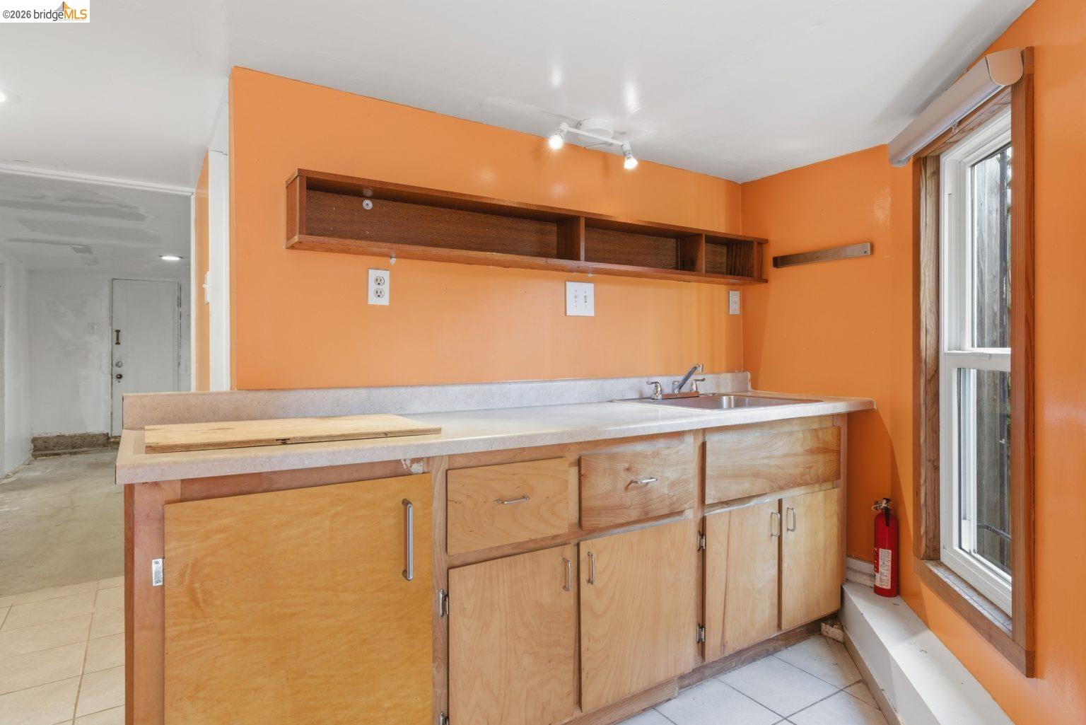 962 55Th St, Oakland, CA, 94608