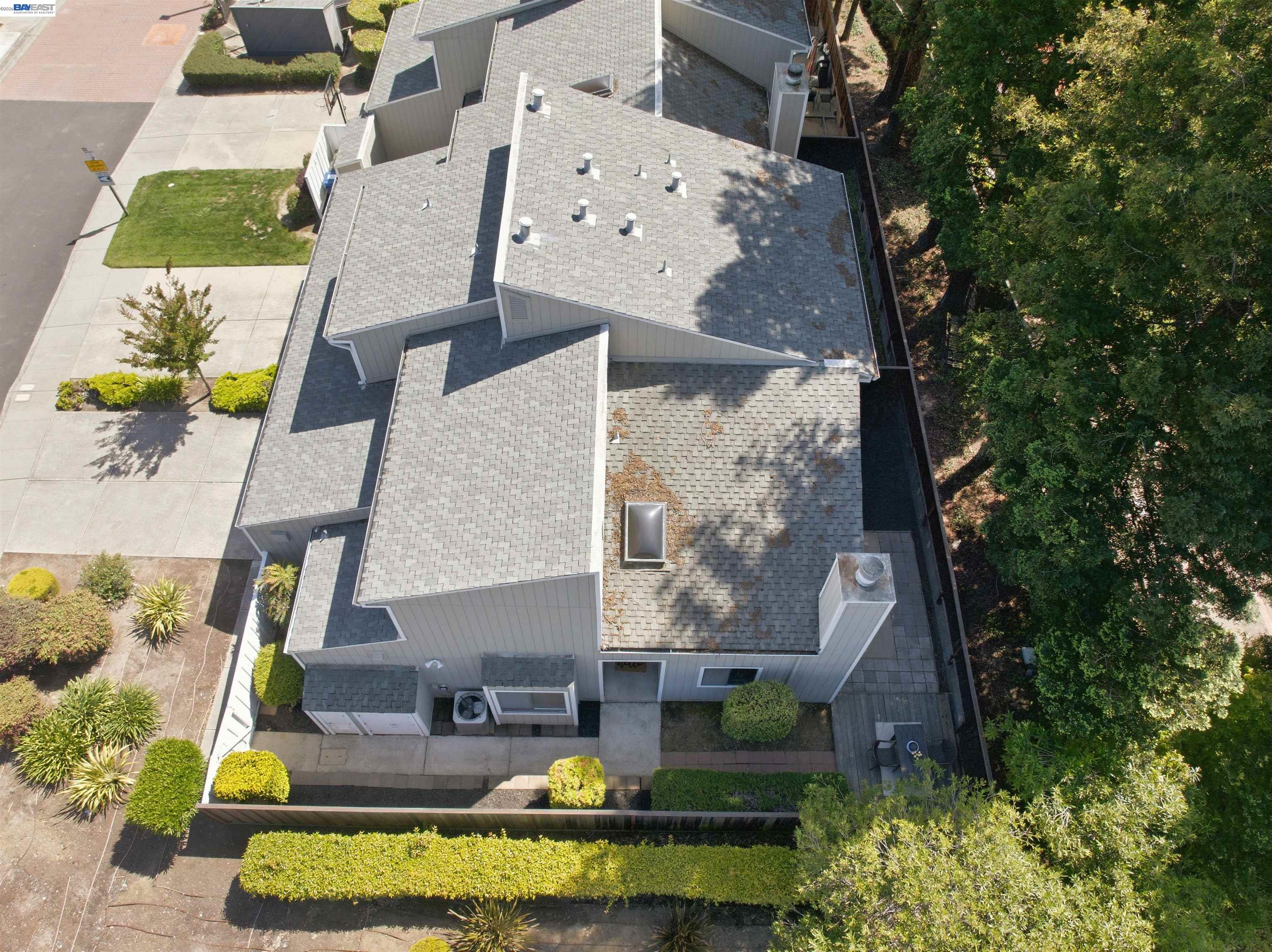 Photo #3: 41133129 Listing: Photo #3