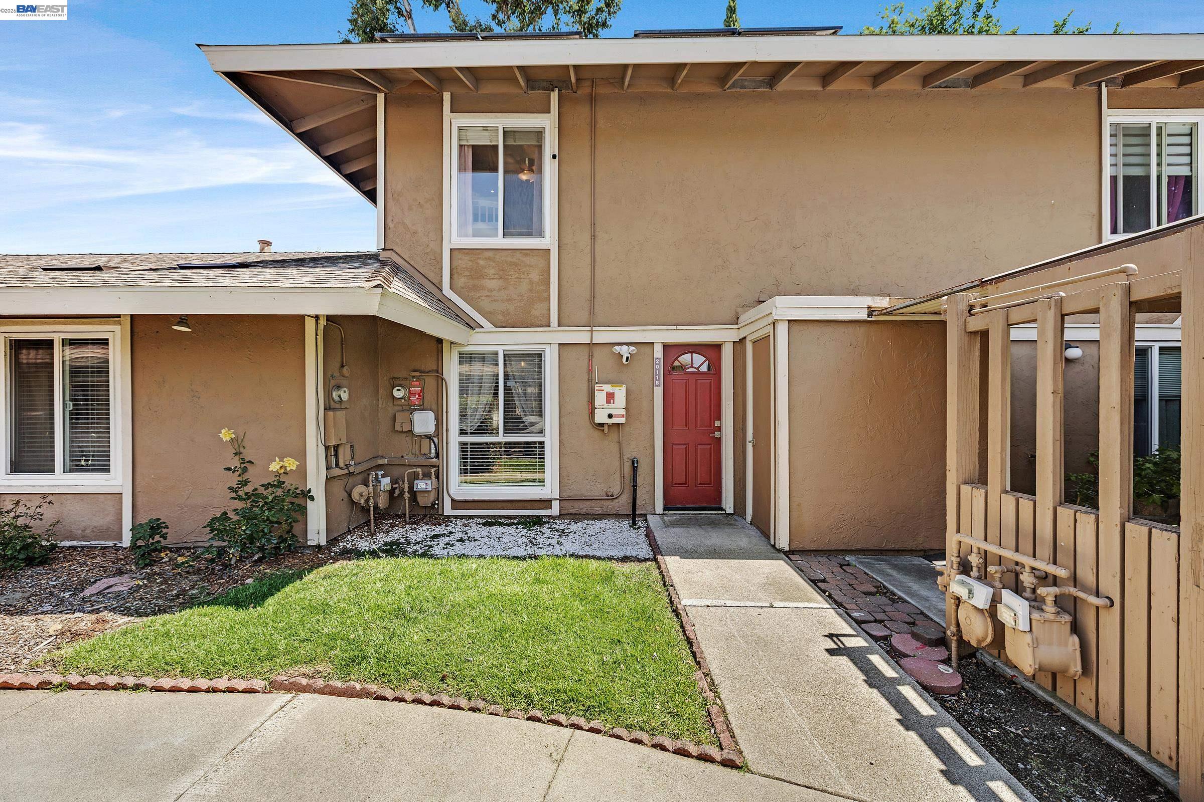 Photo #2: 41133137 Listing: Photo #2