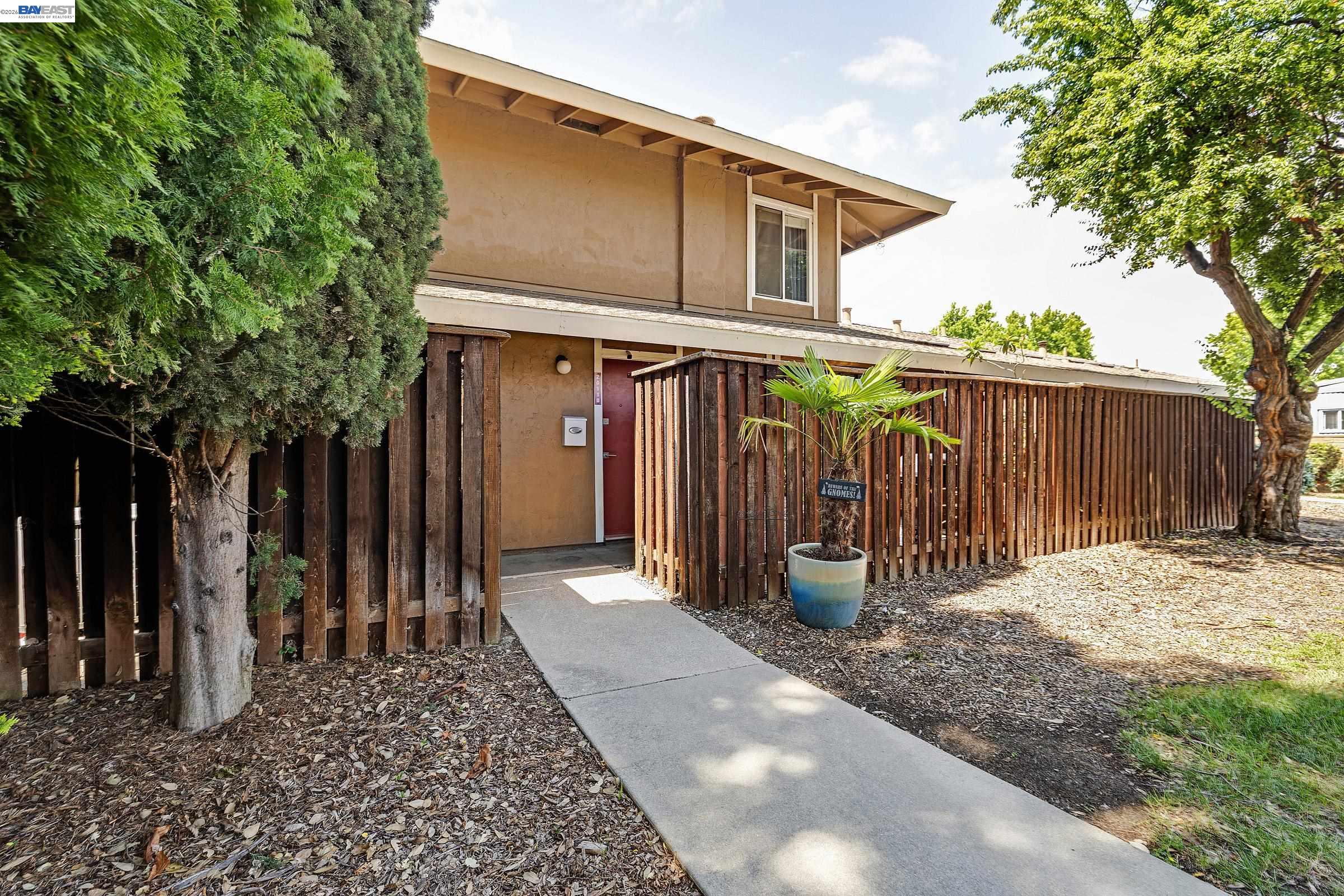 Photo #12: 41133137 Listing: Photo #12