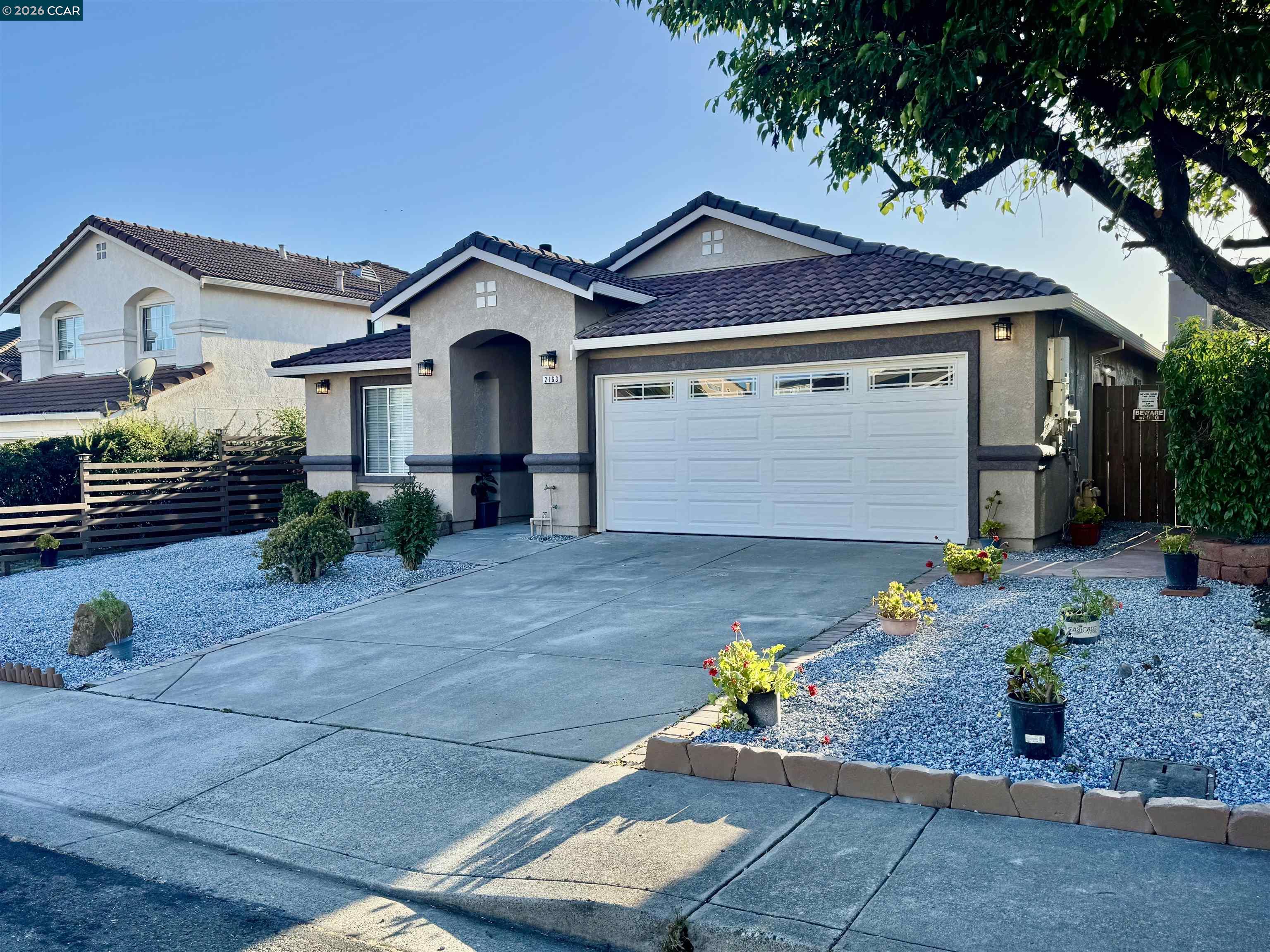 2163 Garnet Cir, Vallejo CA 94591 — photo 2