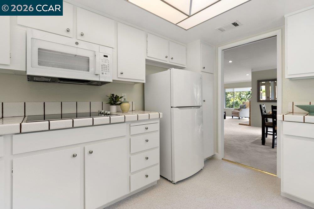 Photo #18: 41133146 Listing: Photo #18