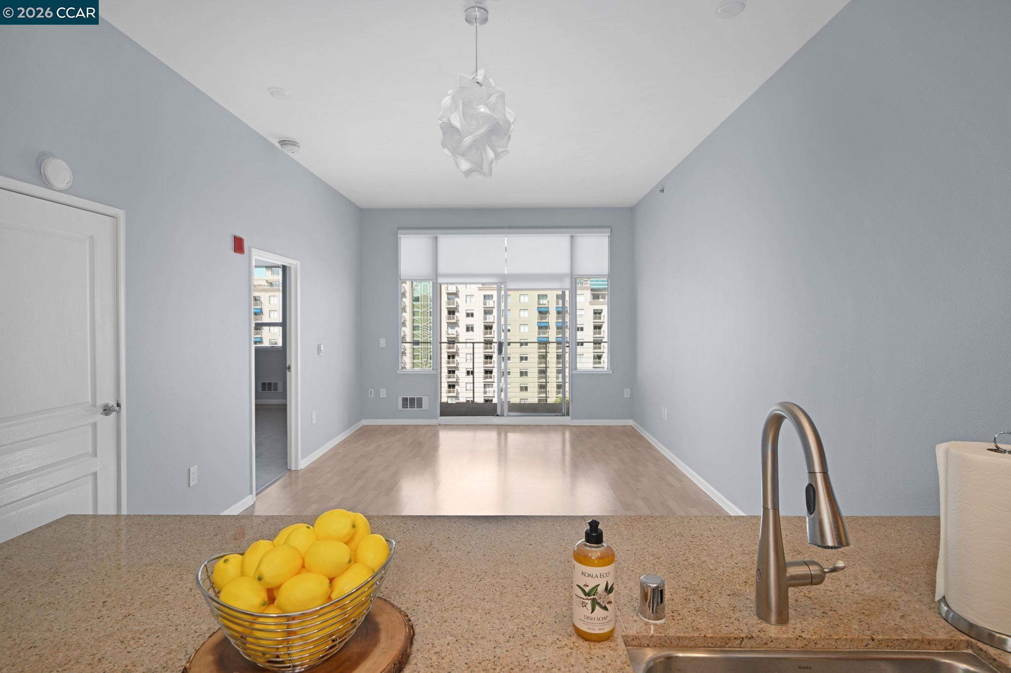 Photo #2: 41133158 Listing: Photo #2