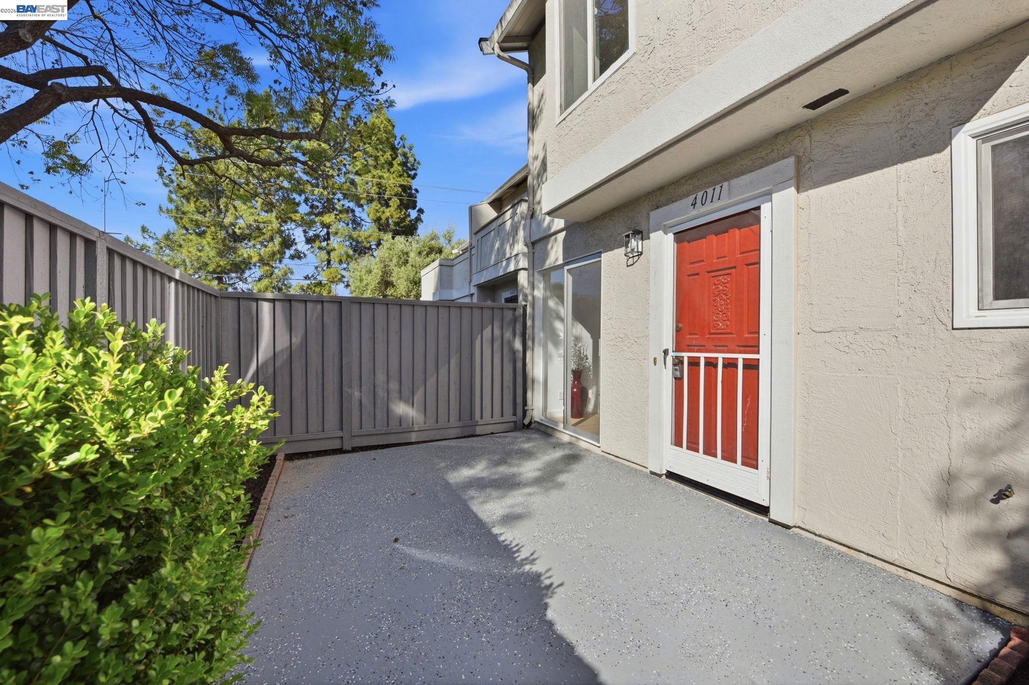 Photo #2: 41133162 Listing: Photo #2
