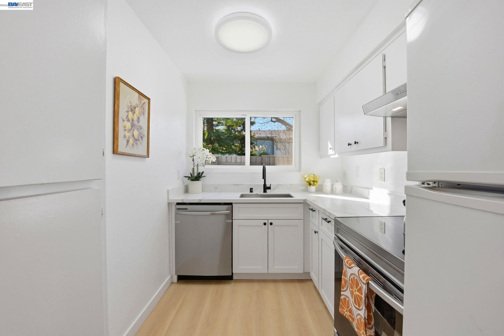 Photo #11: 41133162 Listing: Photo #11