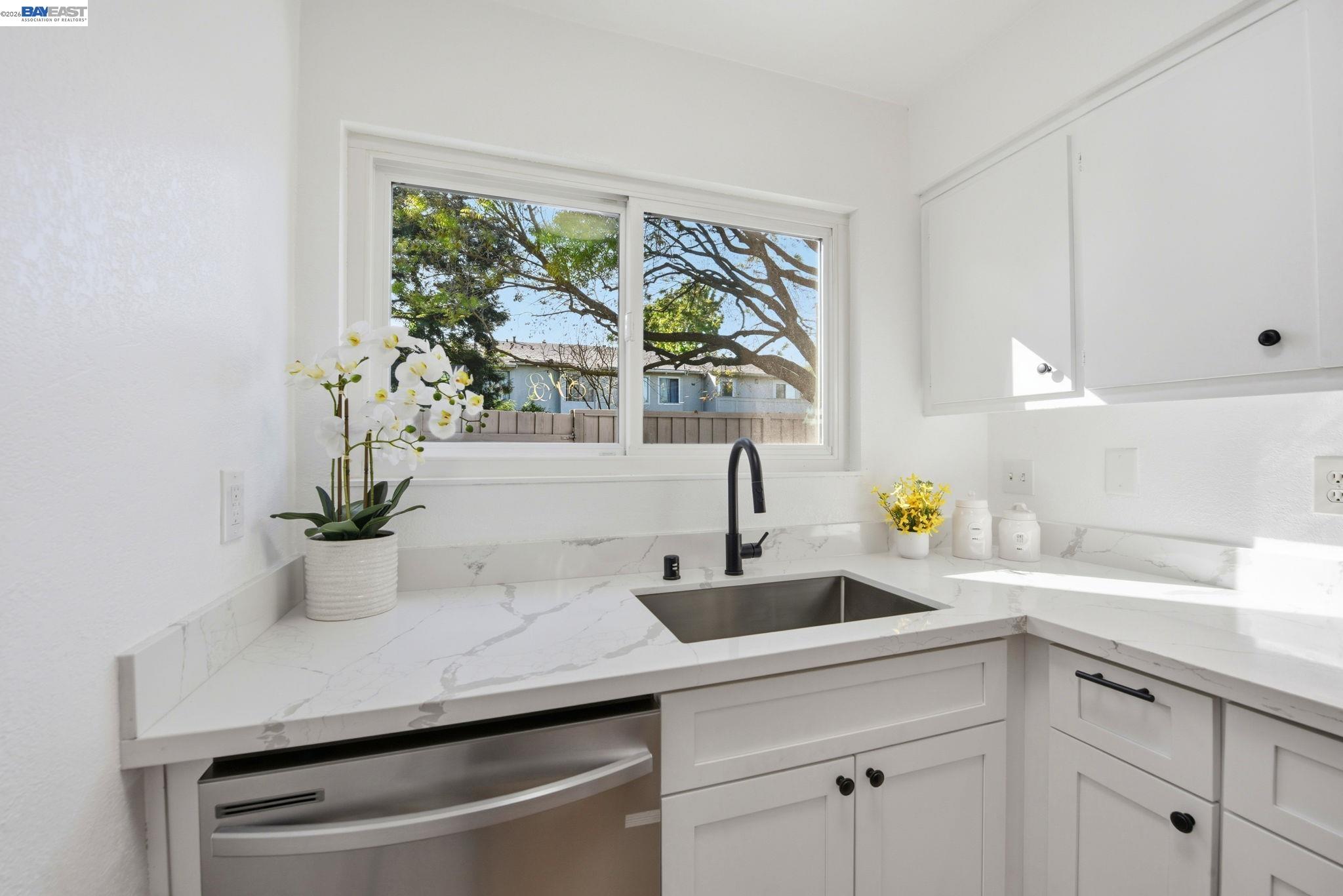 Photo #12: 41133162 Listing: Photo #12