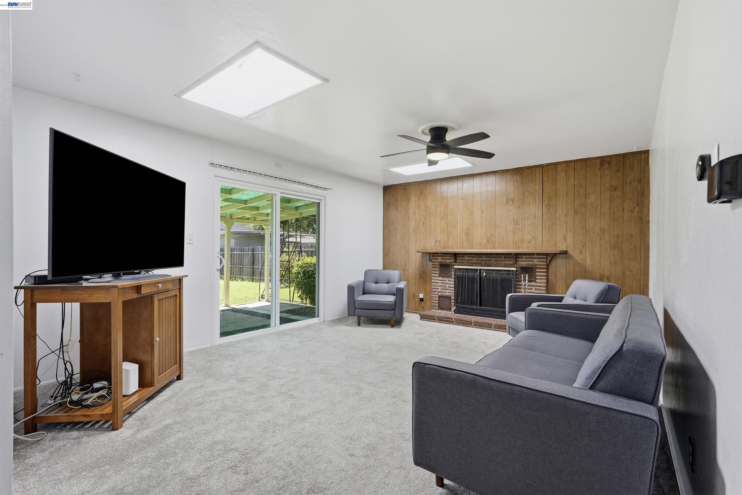 4546 Freeway Cir, Sacramento CA 95841 — photo 3
