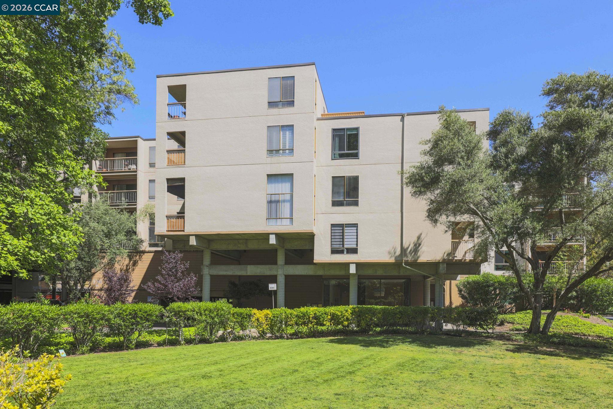 Photo #1: 41133165 Listing: Photo #1