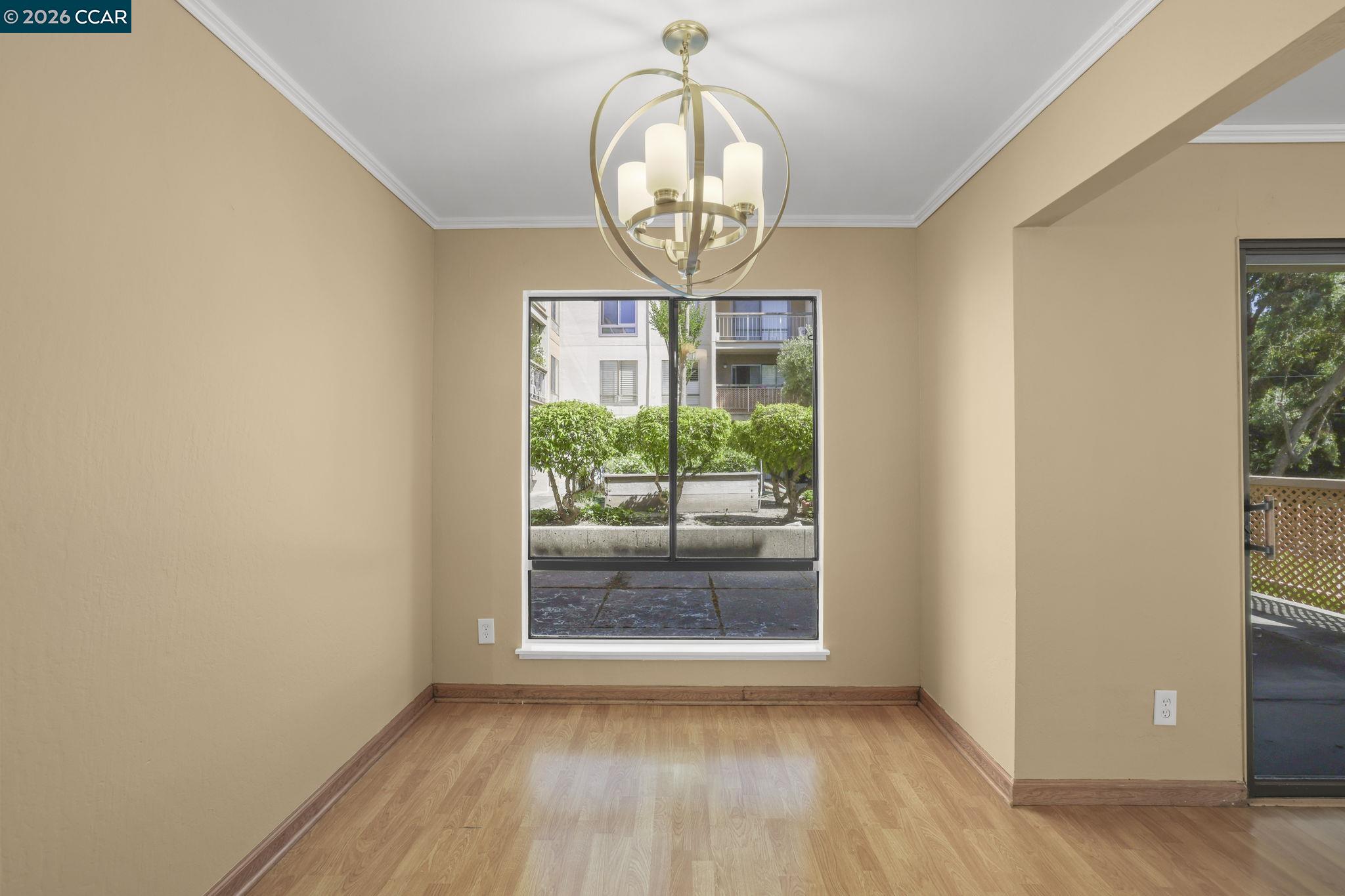 Photo #12: 41133165 Listing: Photo #12