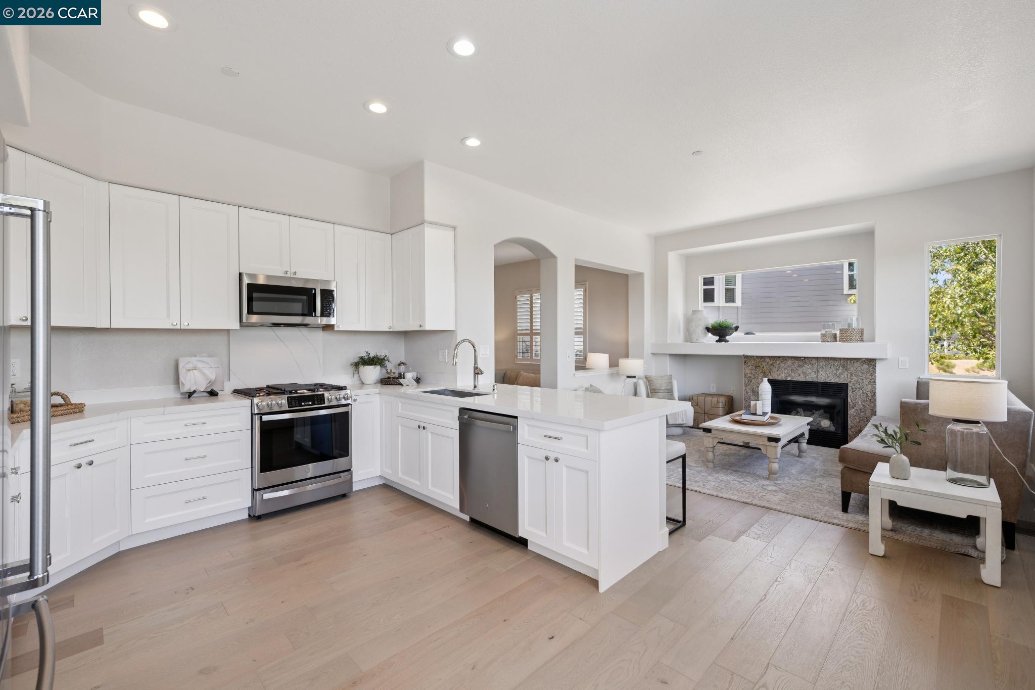 Photo #16: 41133169 Listing: Photo #16