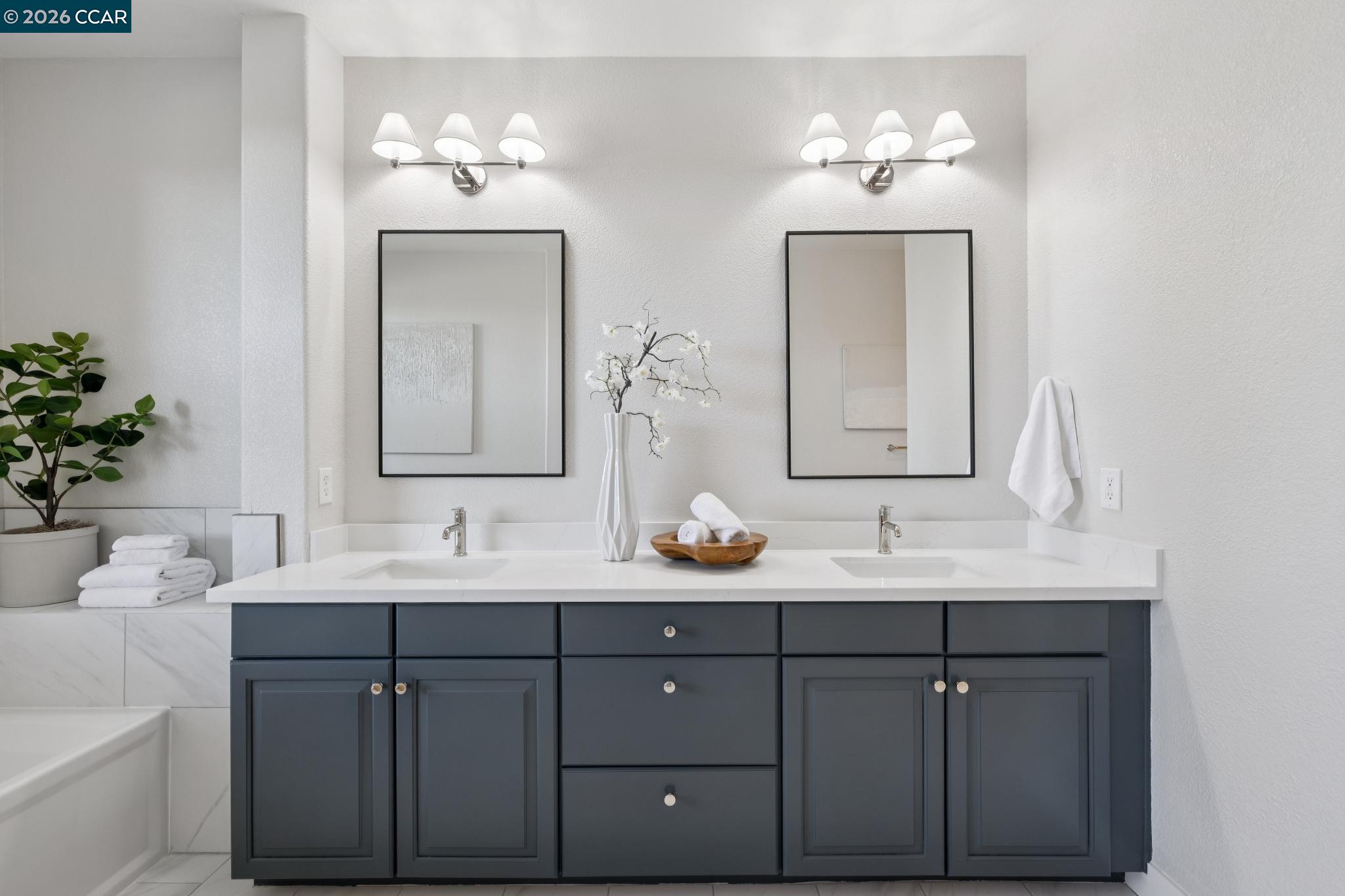 Photo #38: 41133169 Listing: Photo #38