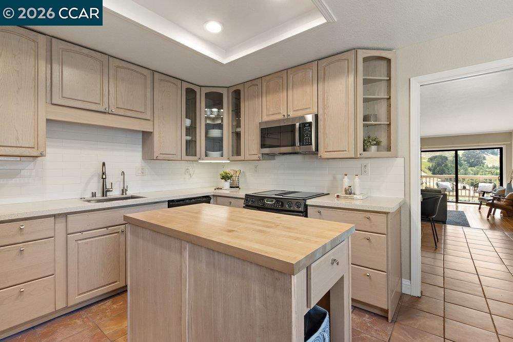 Photo #12: 41133196 Listing: Photo #12
