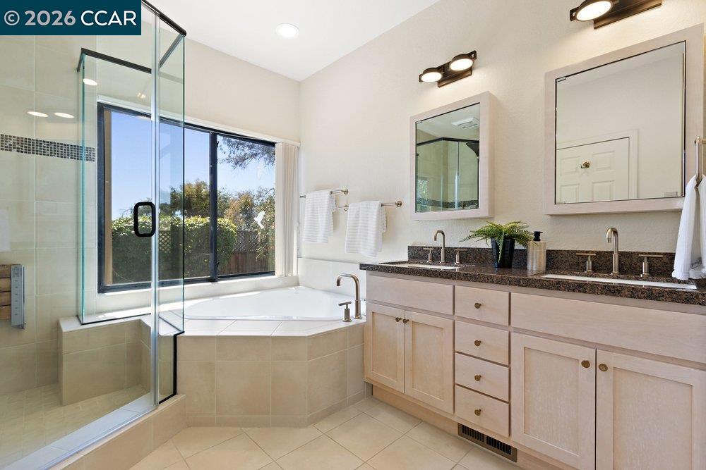 Photo #27: 41133196 Listing: Photo #27