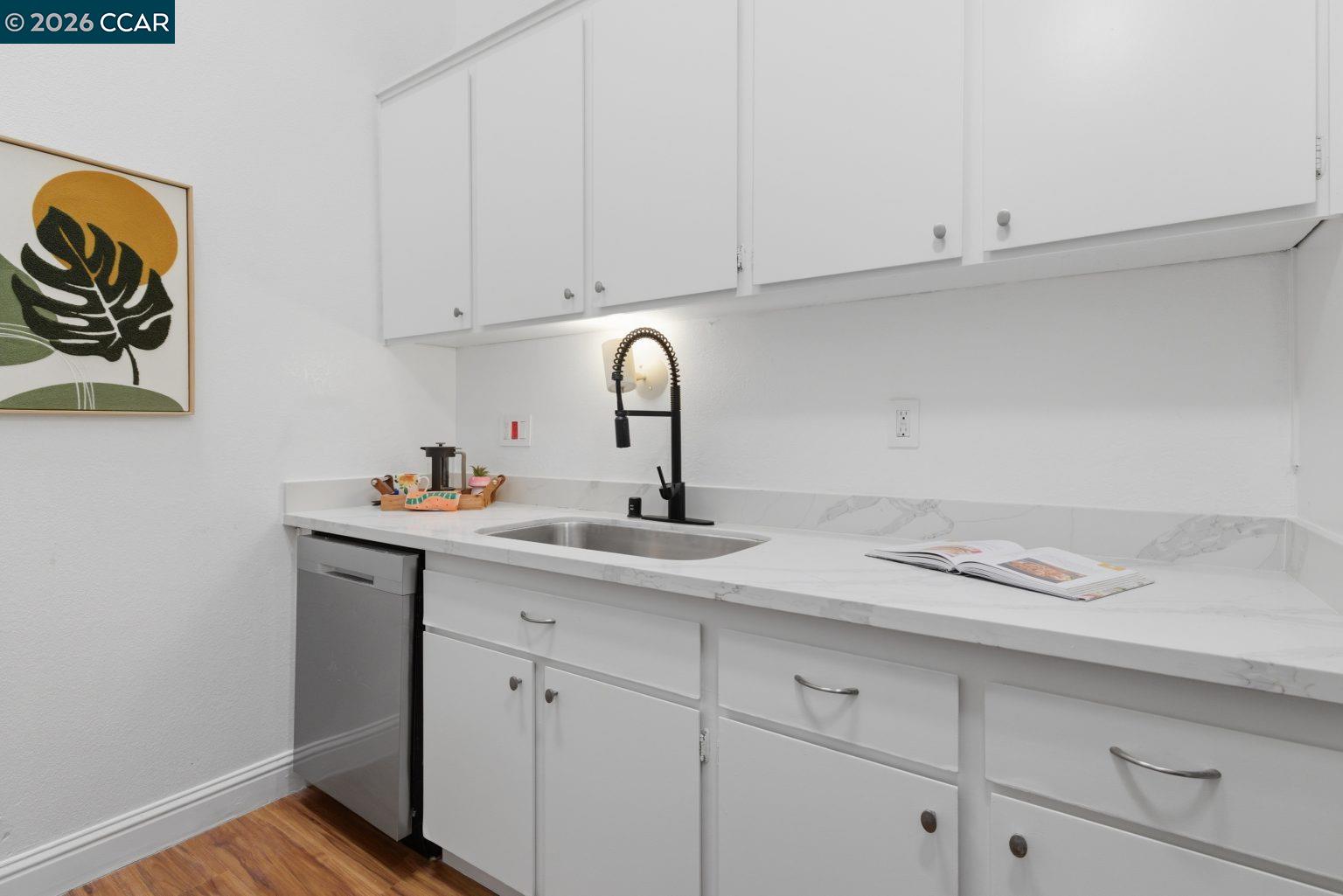 Photo #12: 41133198 Listing: Photo #12