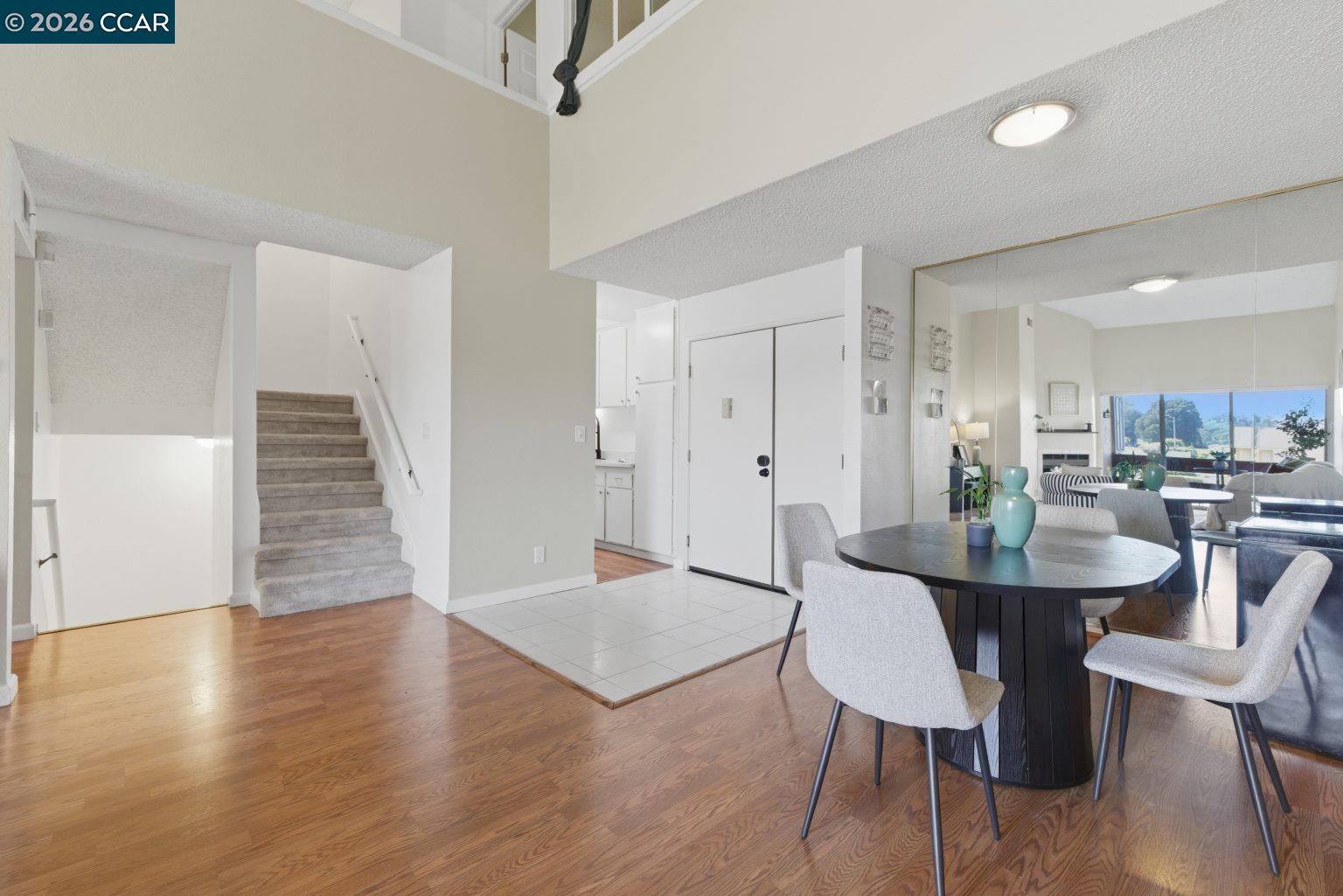 Photo #5: 41133198 Listing: Photo #5