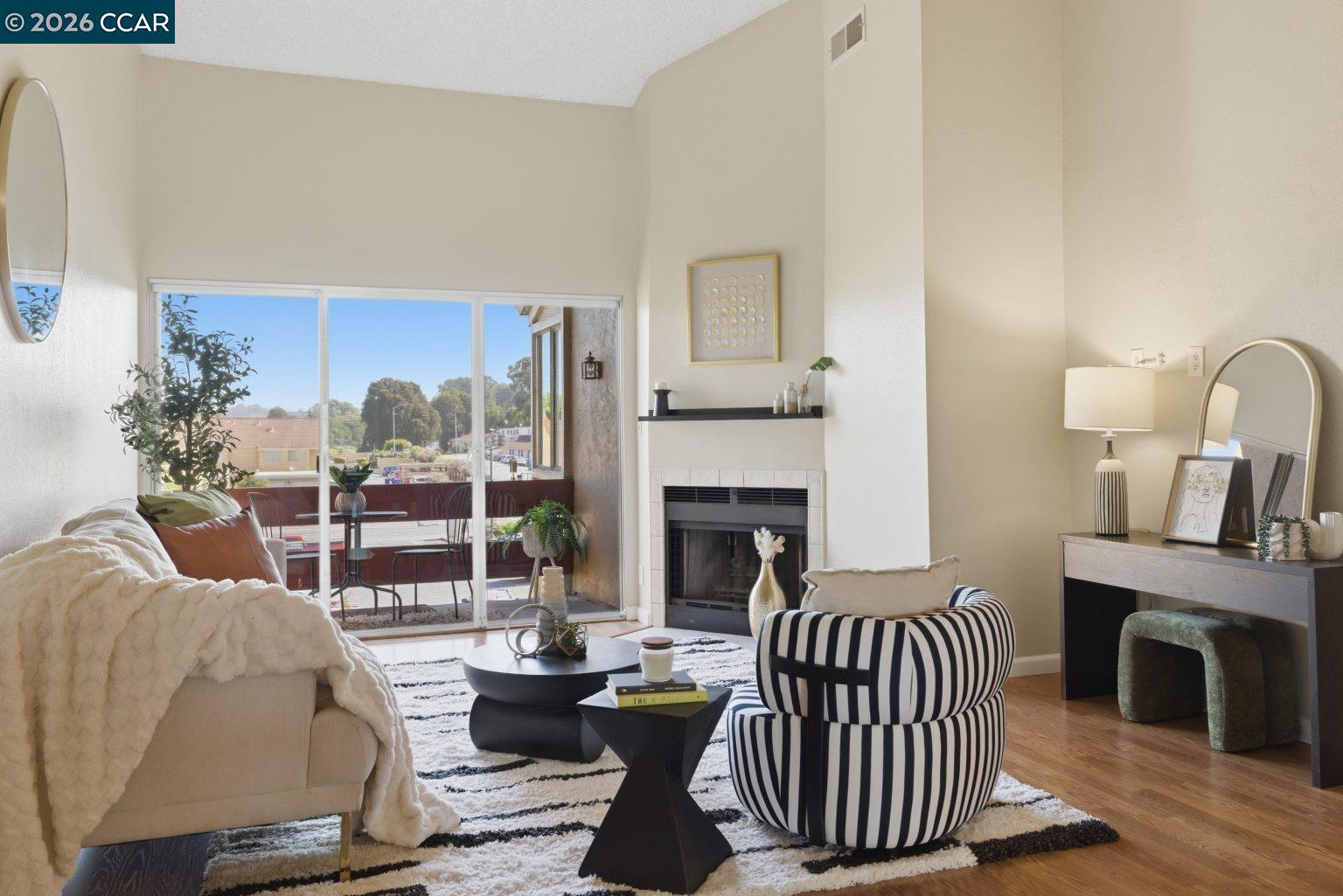 Photo #7: 41133198 Listing: Photo #7