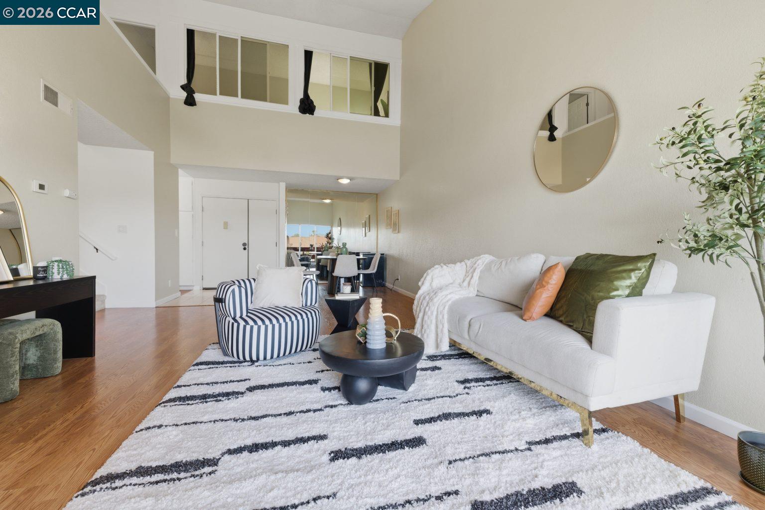 Photo #8: 41133198 Listing: Photo #8
