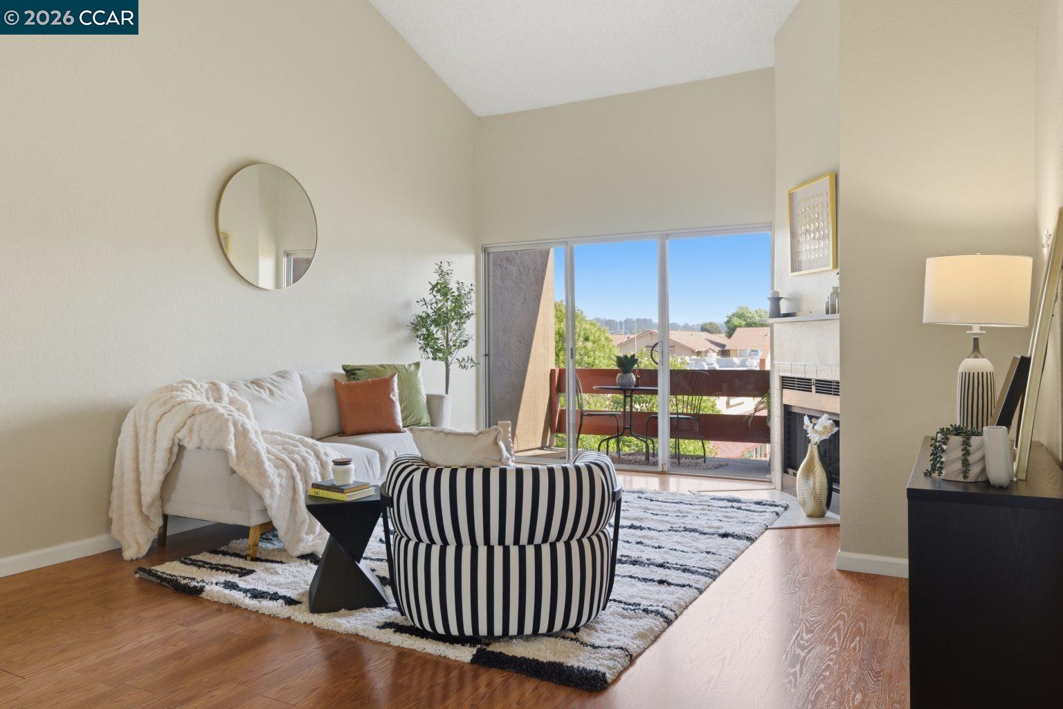 Photo #10: 41133198 Listing: Photo #10