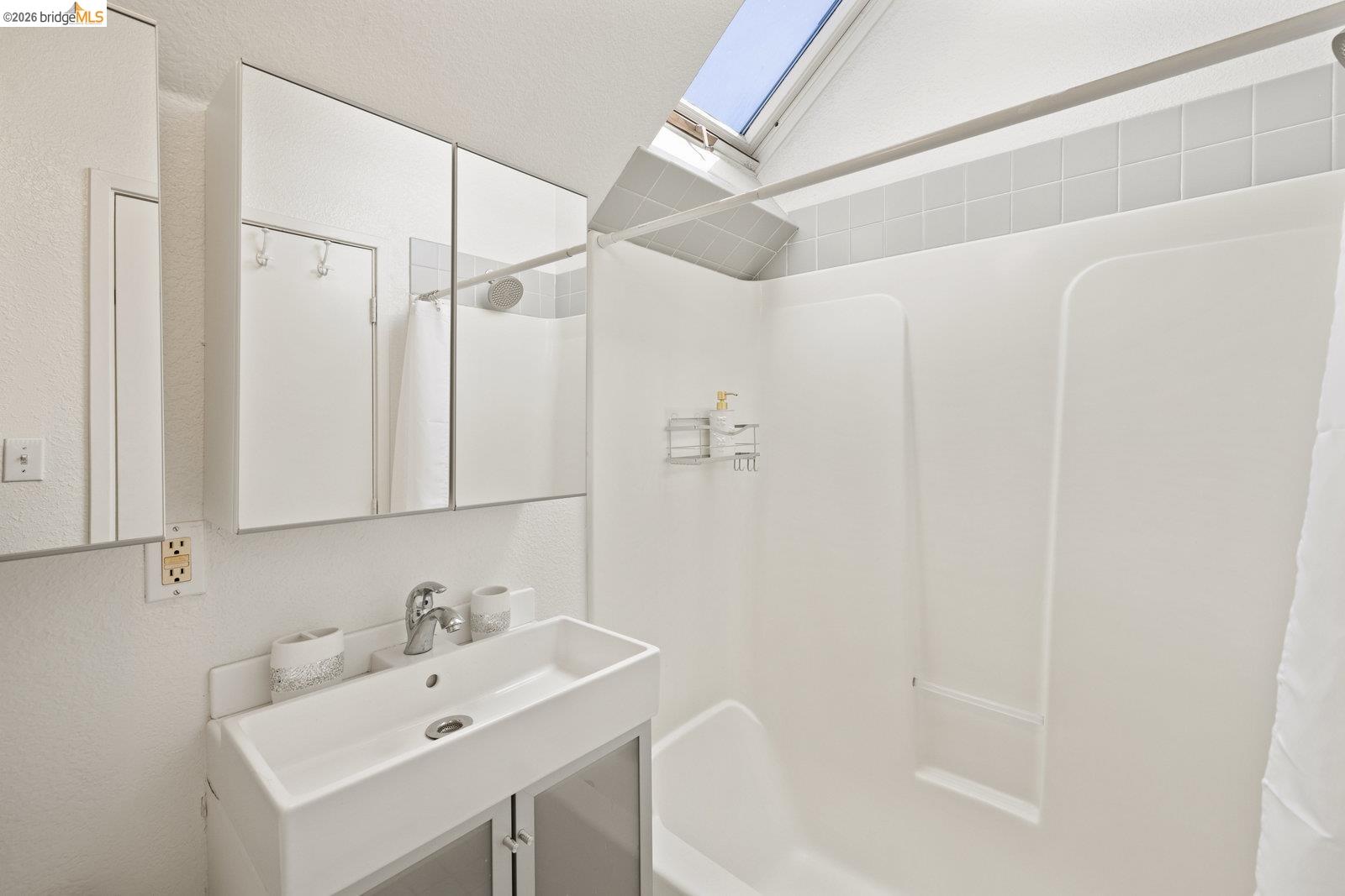Photo #16: 41133224 Listing: Photo #16