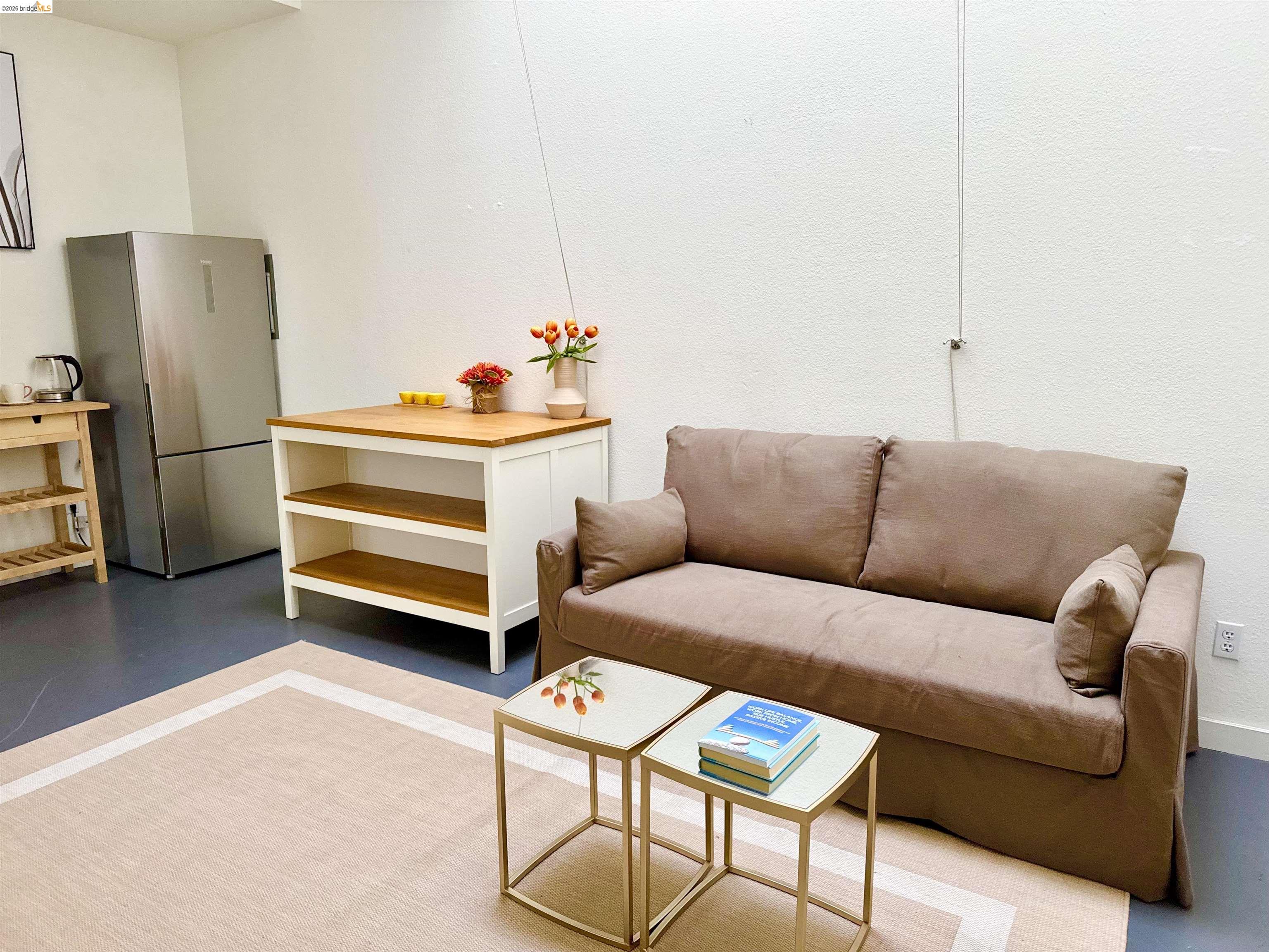Photo #8: 41133224 Listing: Photo #8