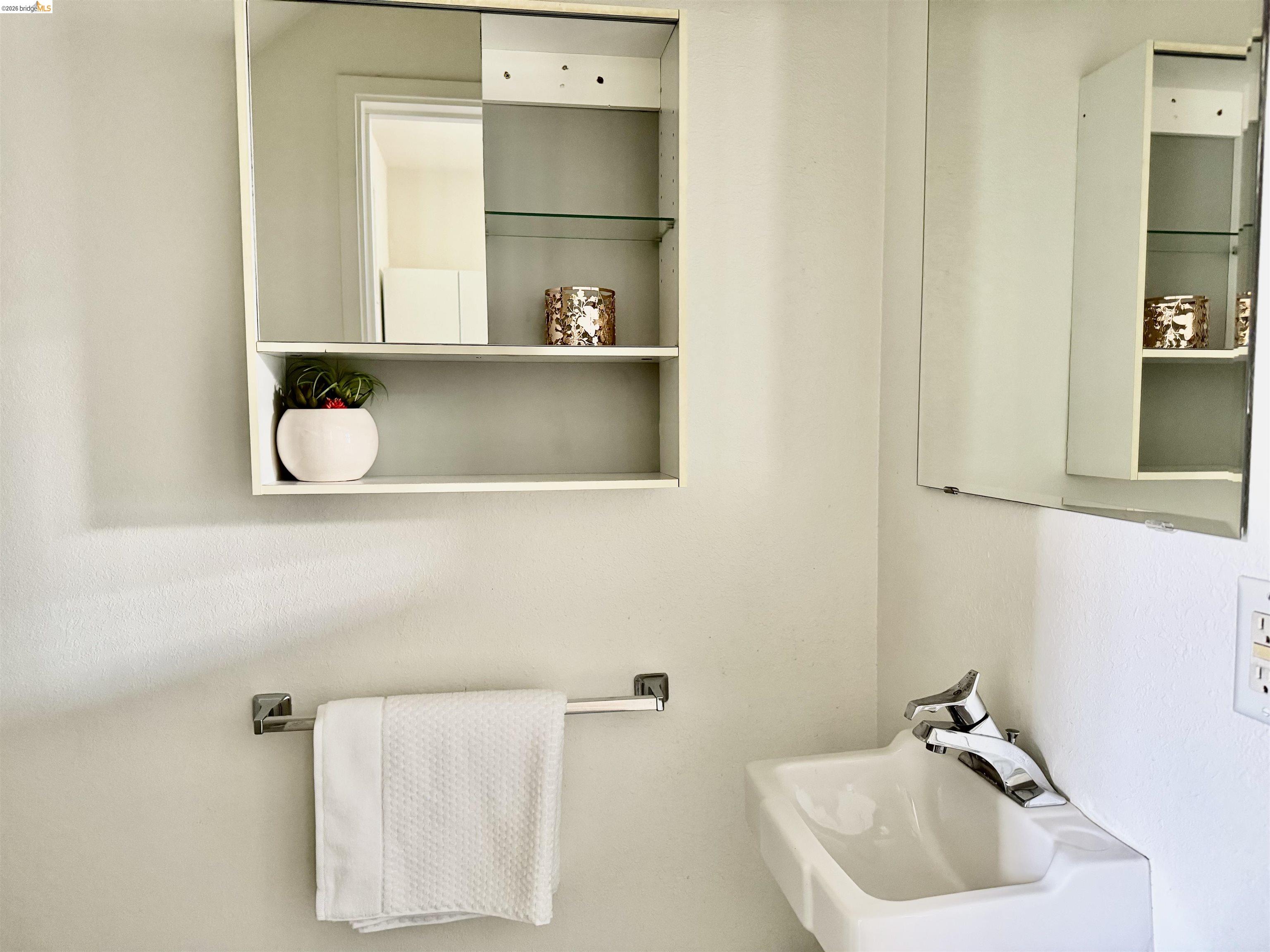 Photo #9: 41133224 Listing: Photo #9