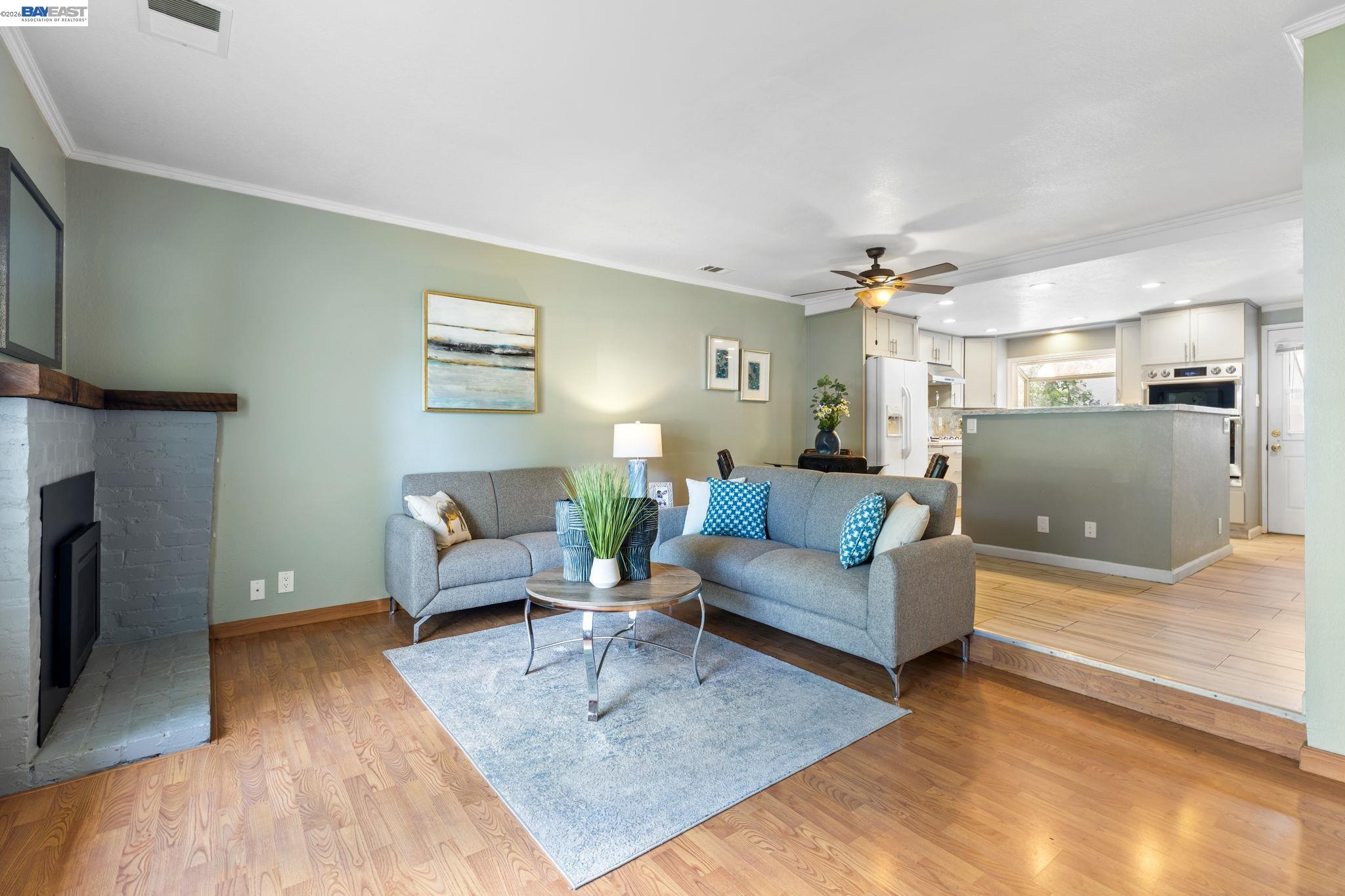 Photo #12: 41133226 Listing: Photo #12
