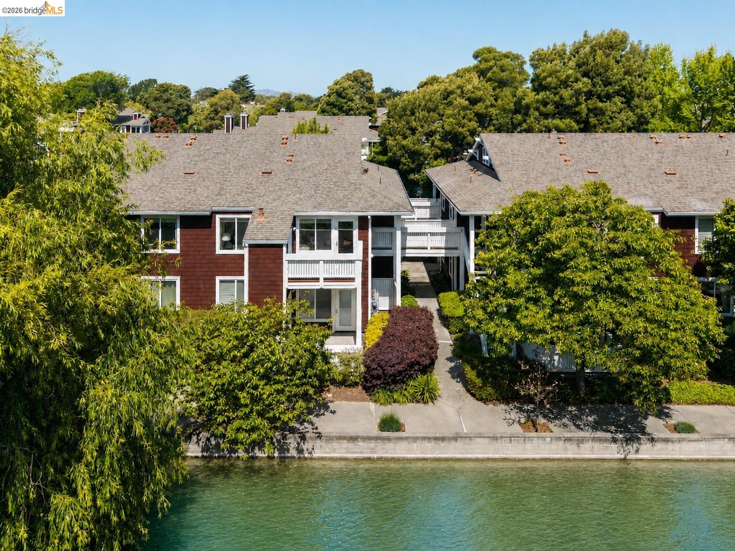 Photo #2: 41133232 Listing: Photo #2