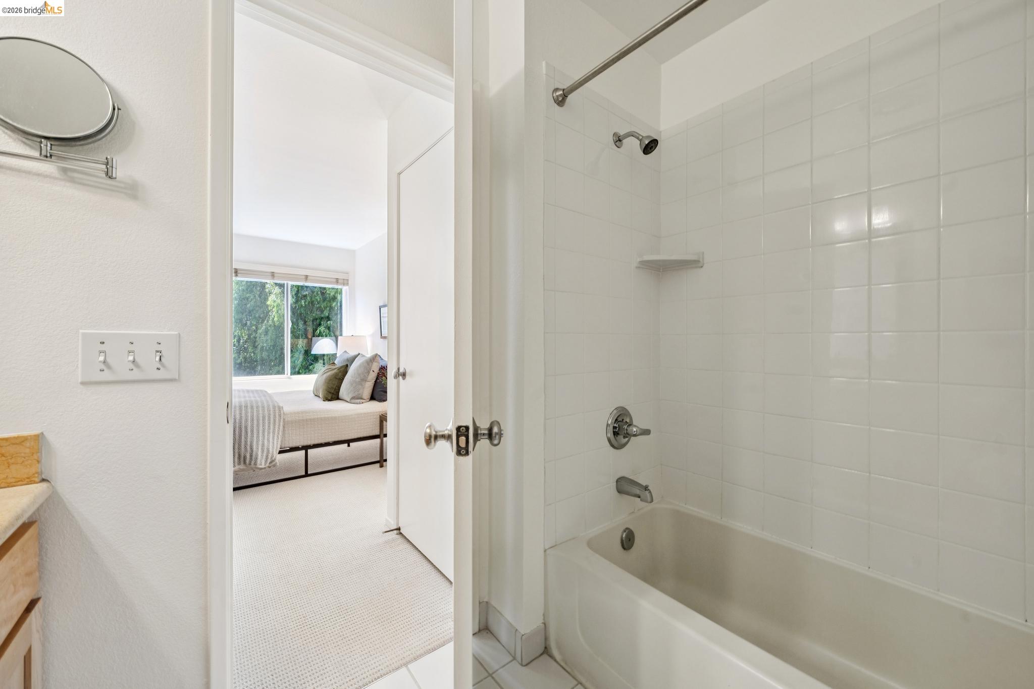 154 Marina Lakes DR, Richmond, CA, 94804