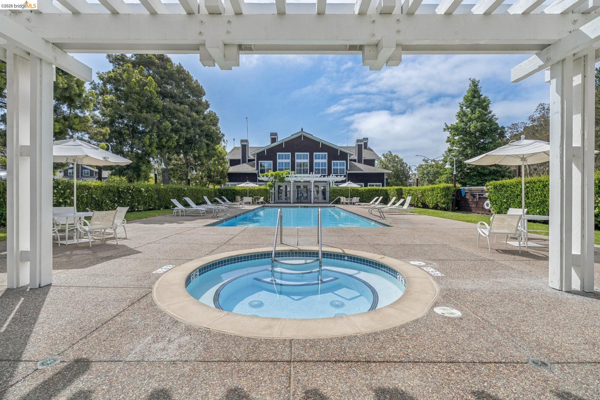 154 Marina Lakes DR, Richmond, CA, 94804