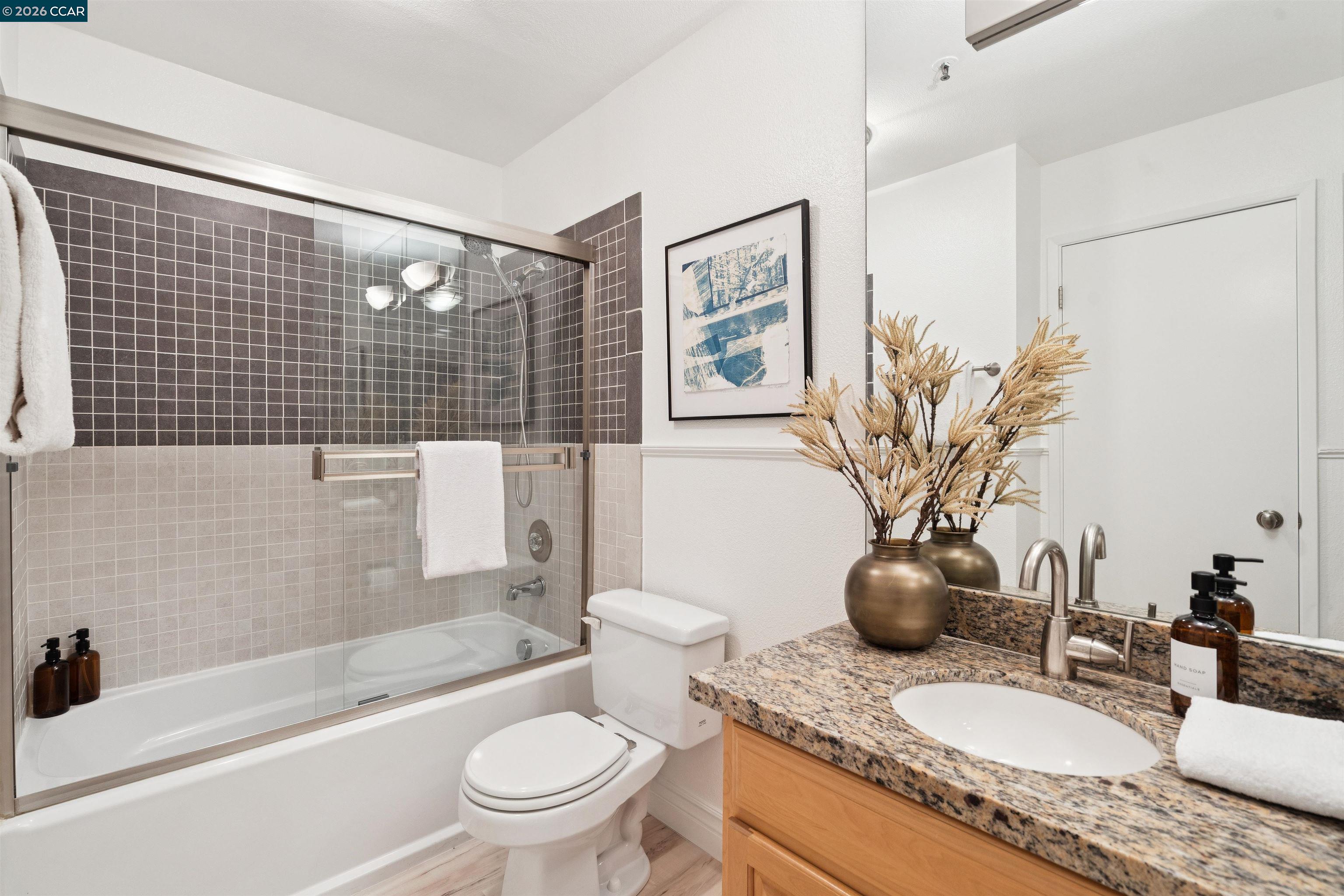 Photo #13: 41133246 Listing: Photo #13