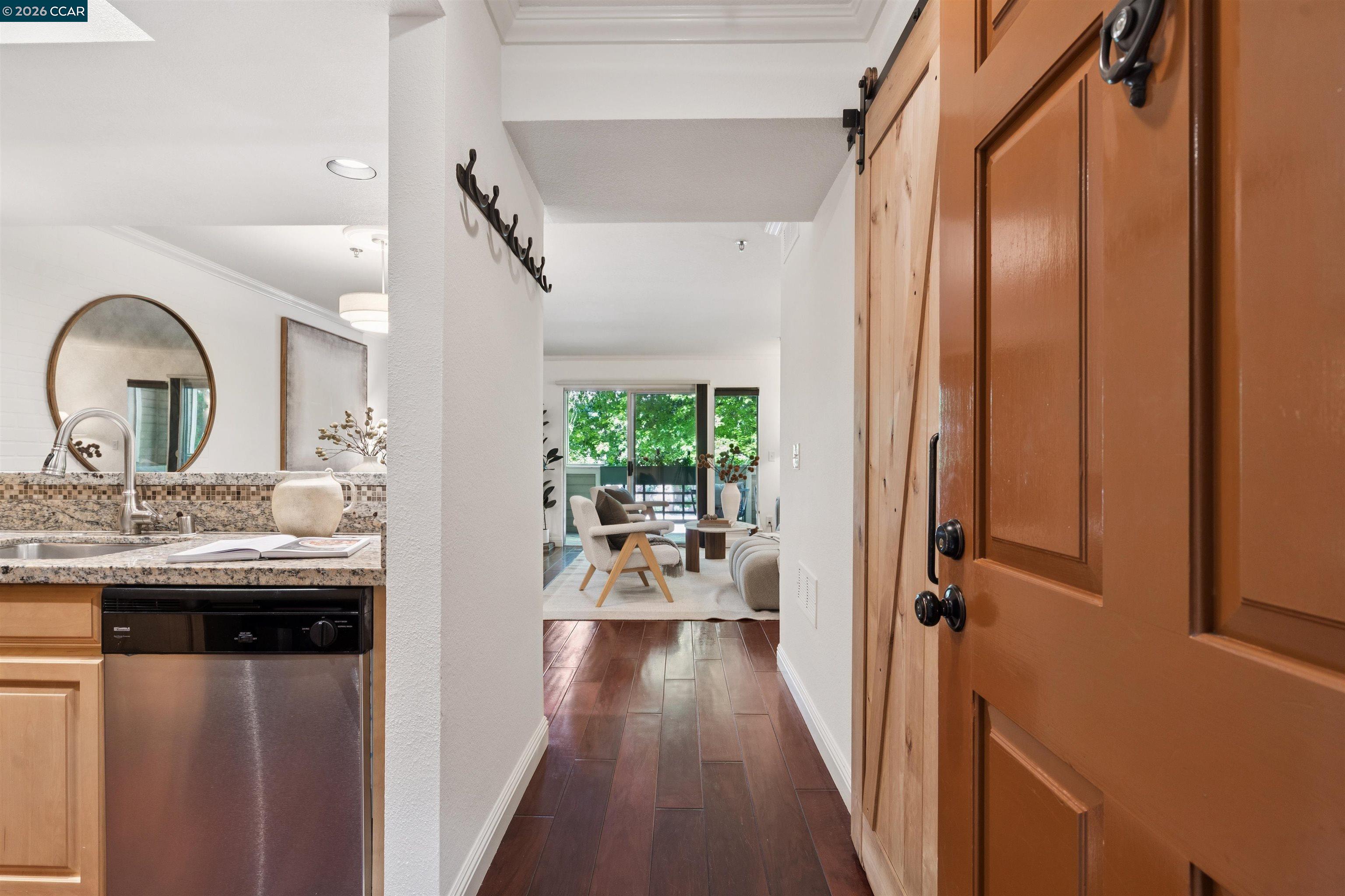 Photo #4: 41133246 Listing: Photo #4