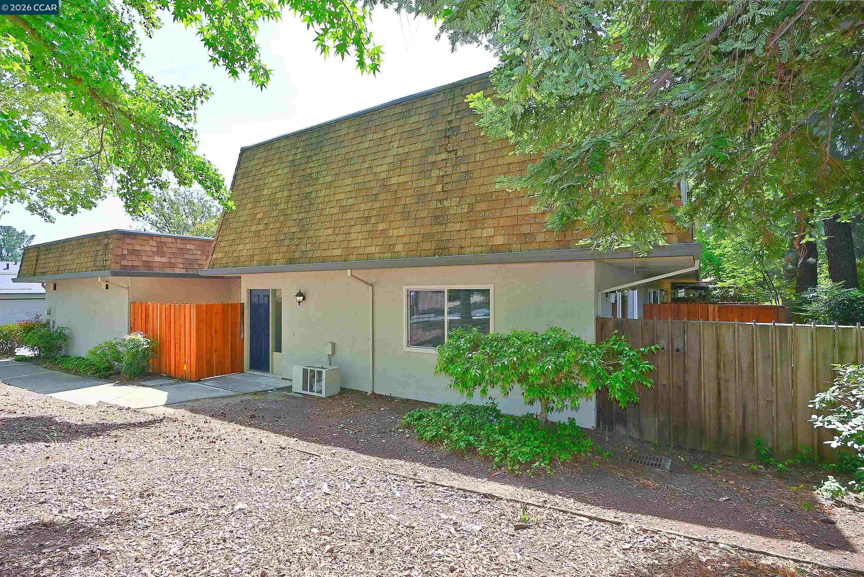 Photo #11: 41133257 Listing: Photo #11