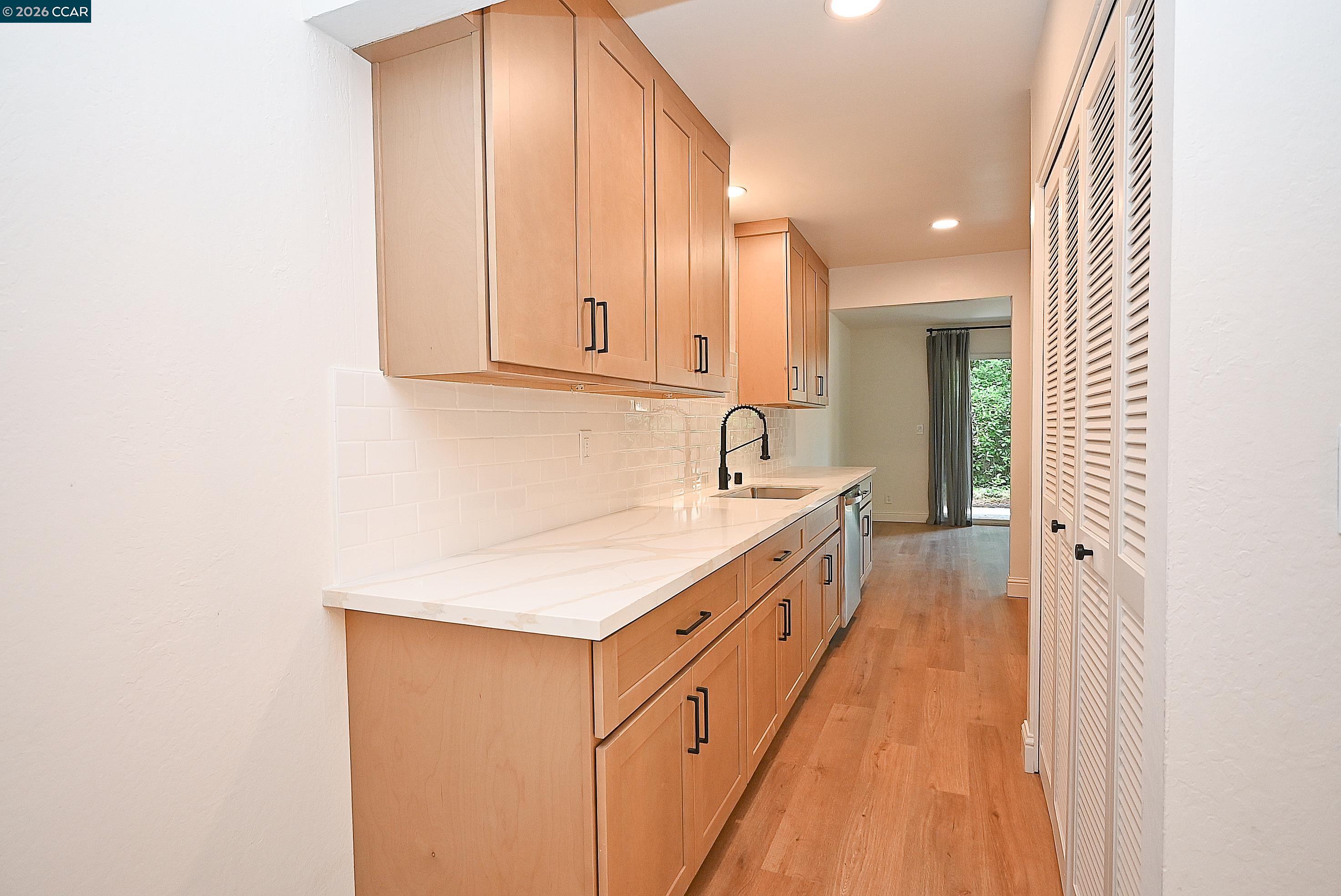 Photo #27: 41133257 Listing: Photo #27