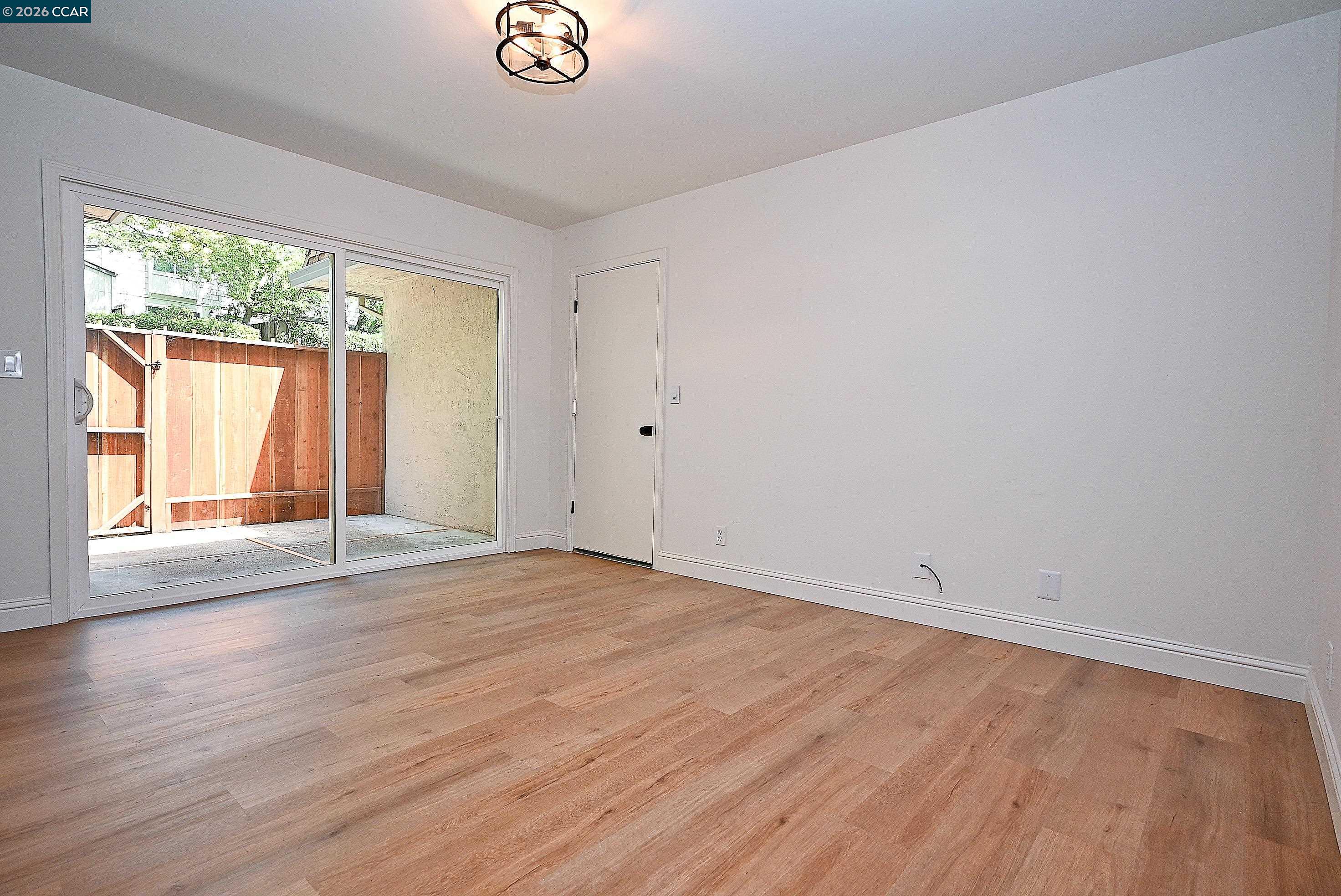 Photo #30: 41133257 Listing: Photo #30