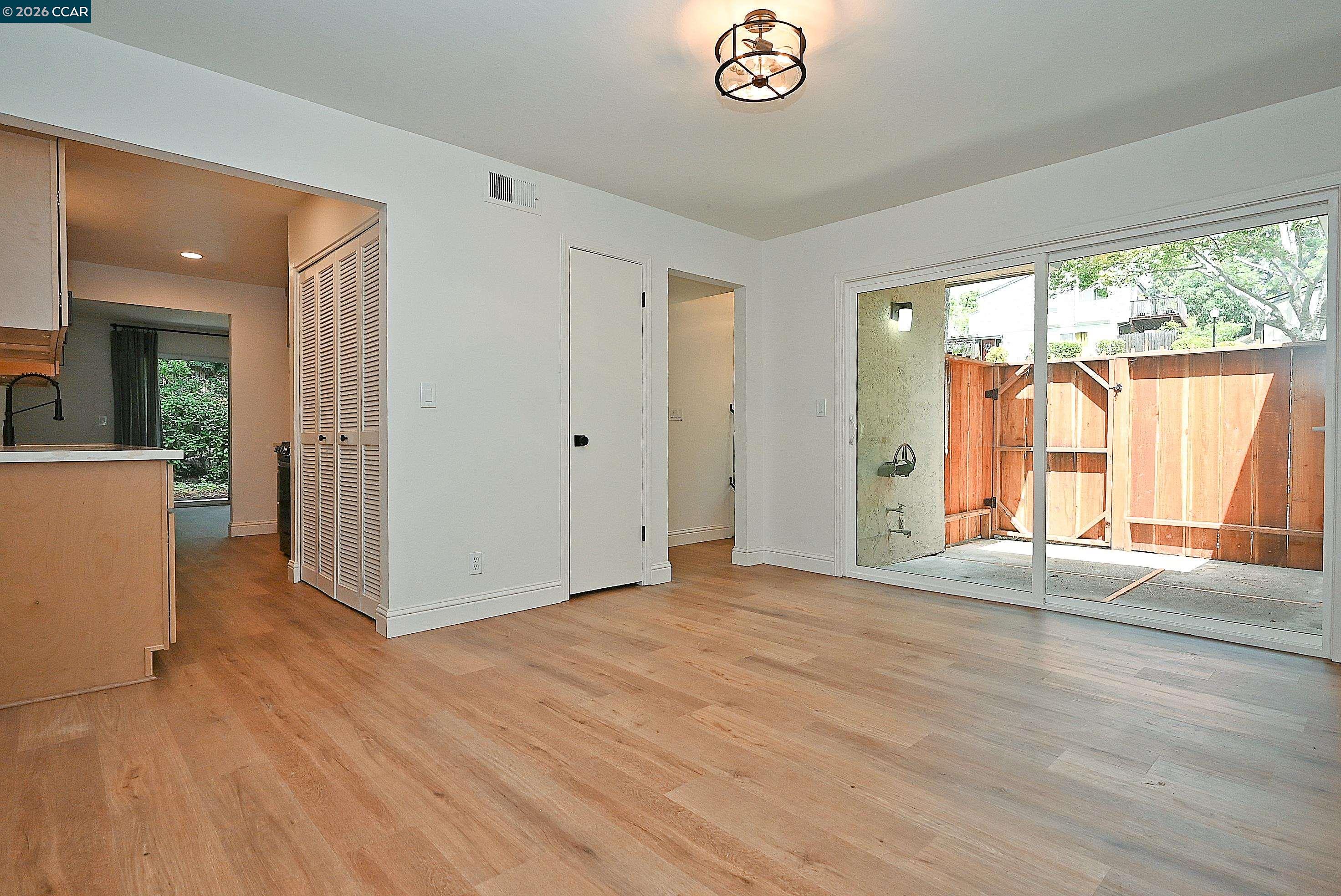 Photo #31: 41133257 Listing: Photo #31