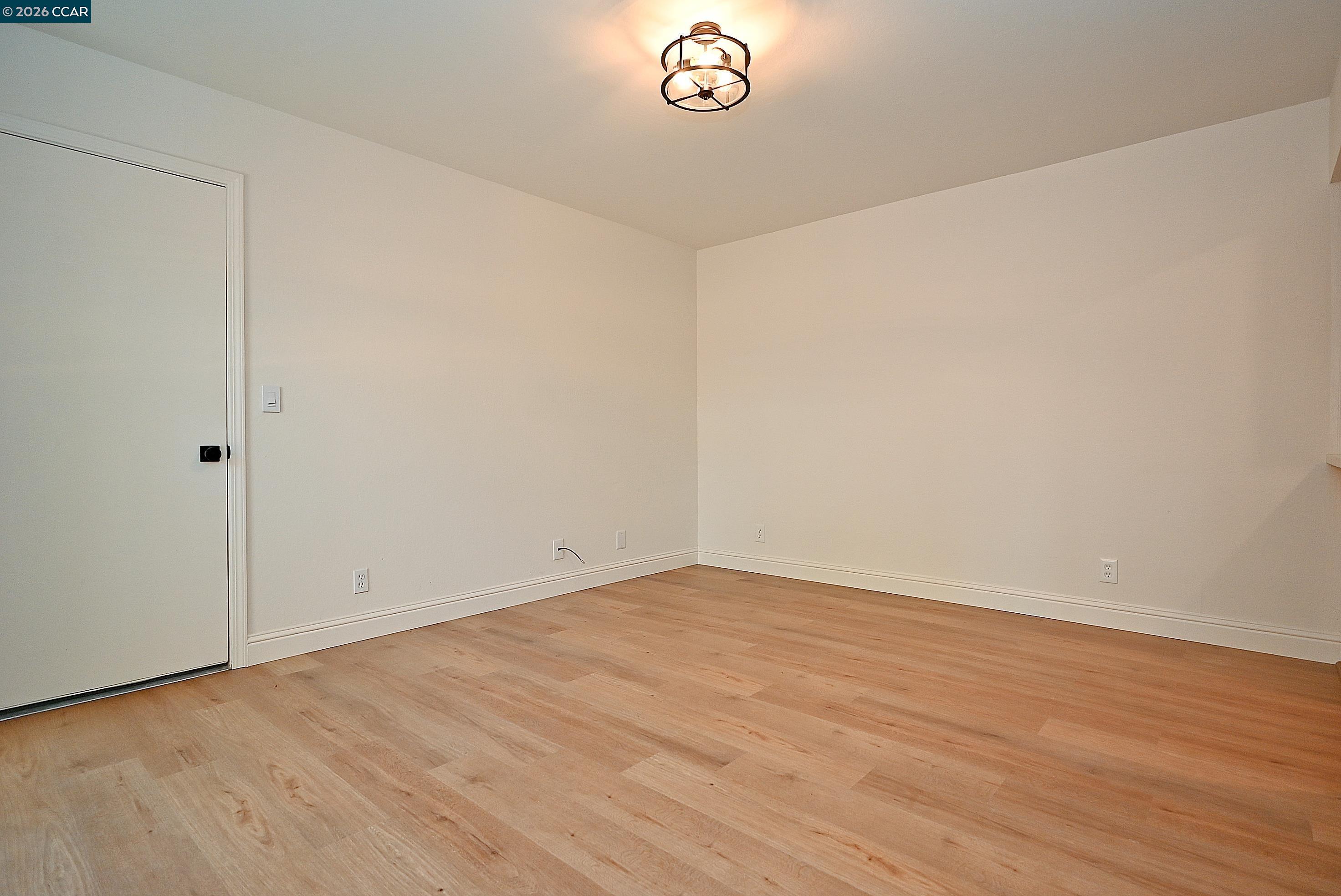 Photo #33: 41133257 Listing: Photo #33