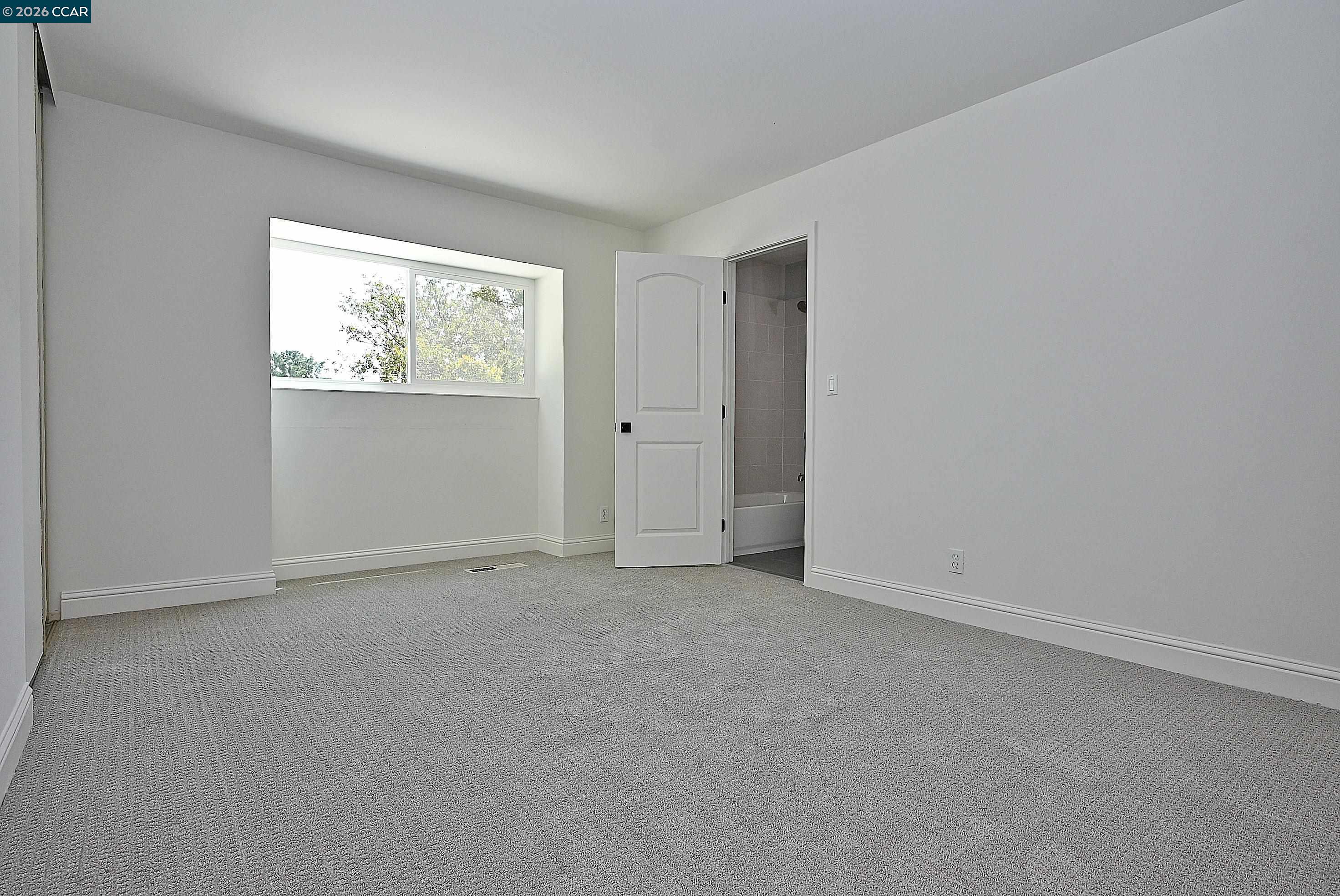 Photo #38: 41133257 Listing: Photo #38