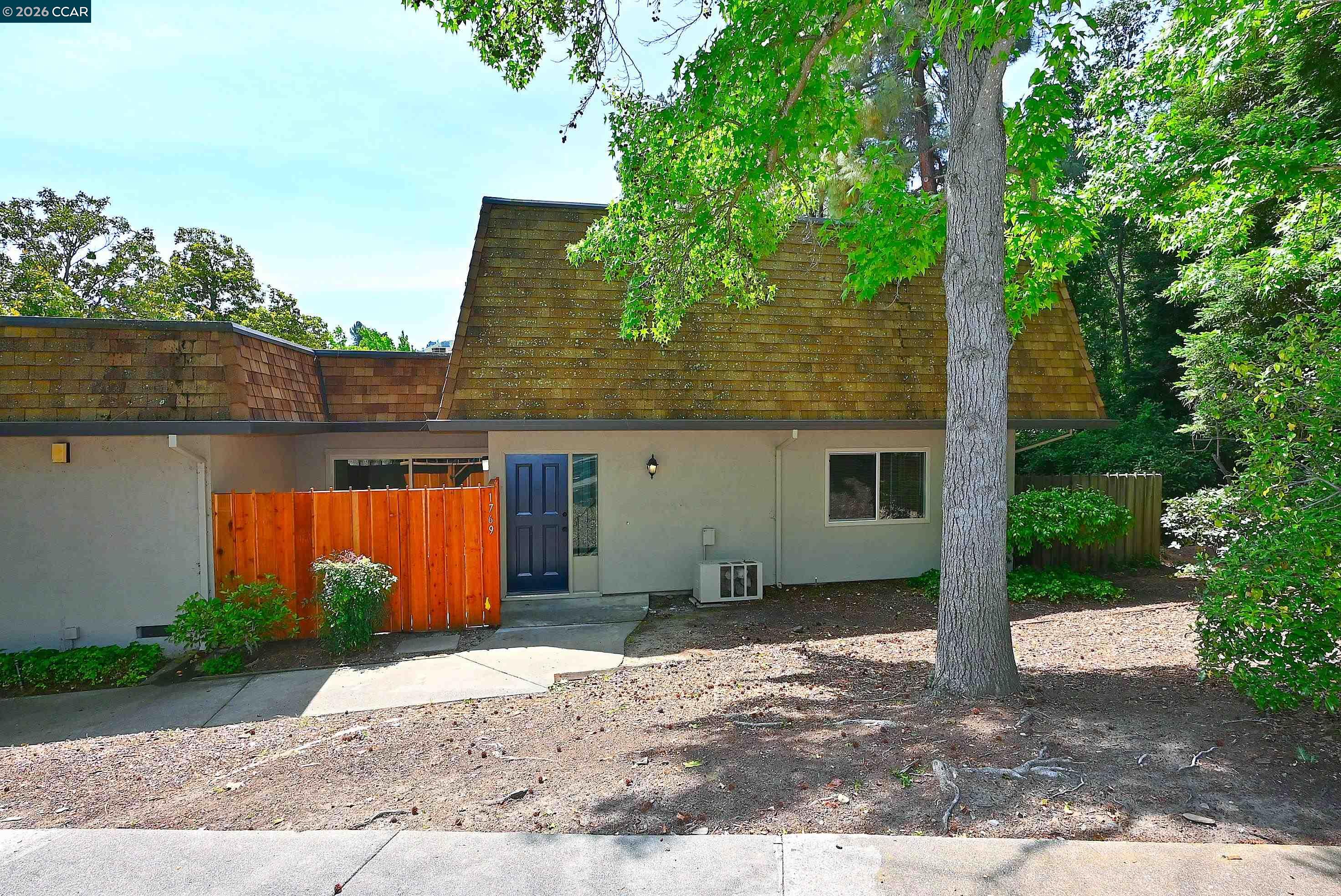Photo #5: 41133257 Listing: Photo #5
