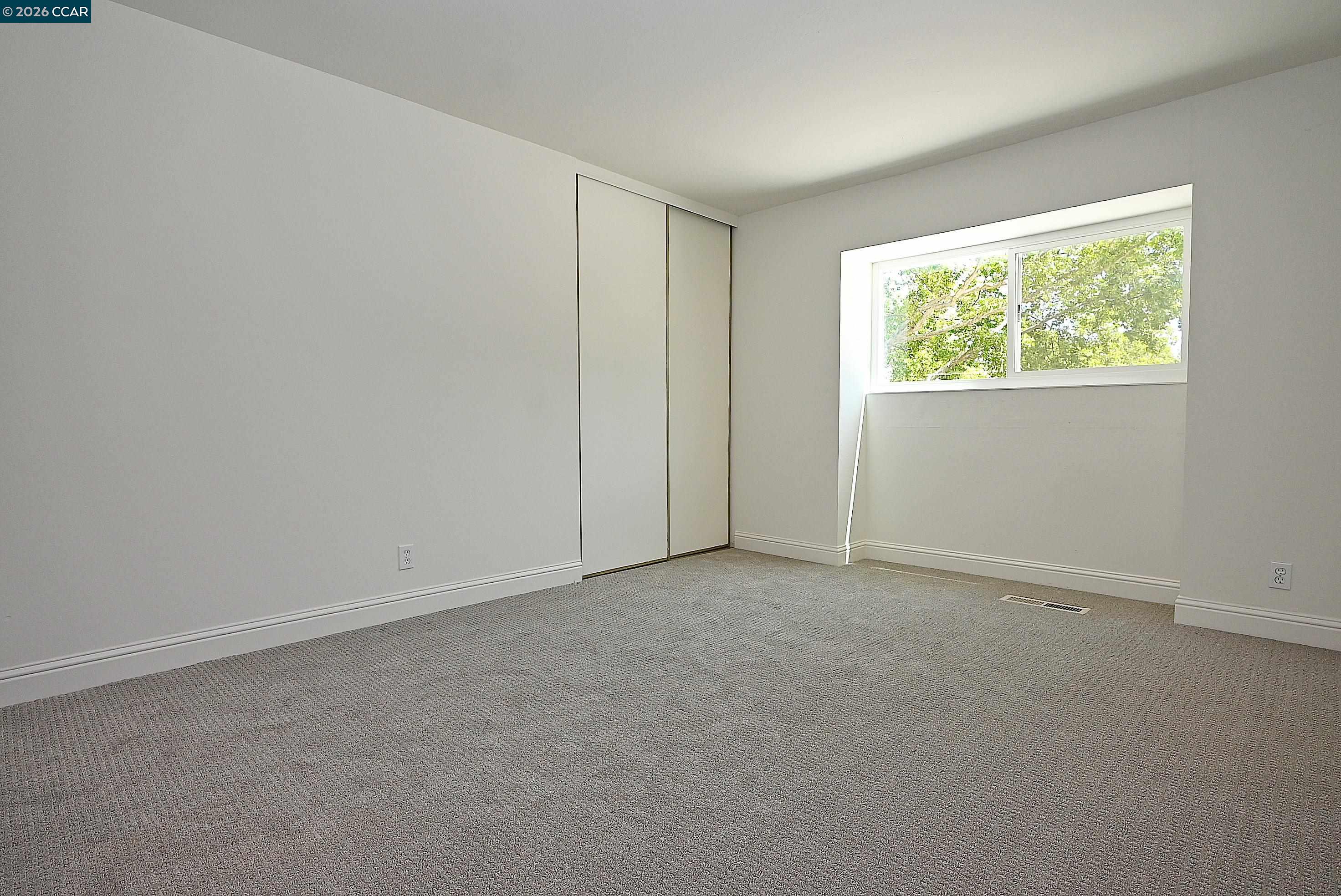 Photo #41: 41133257 Listing: Photo #41