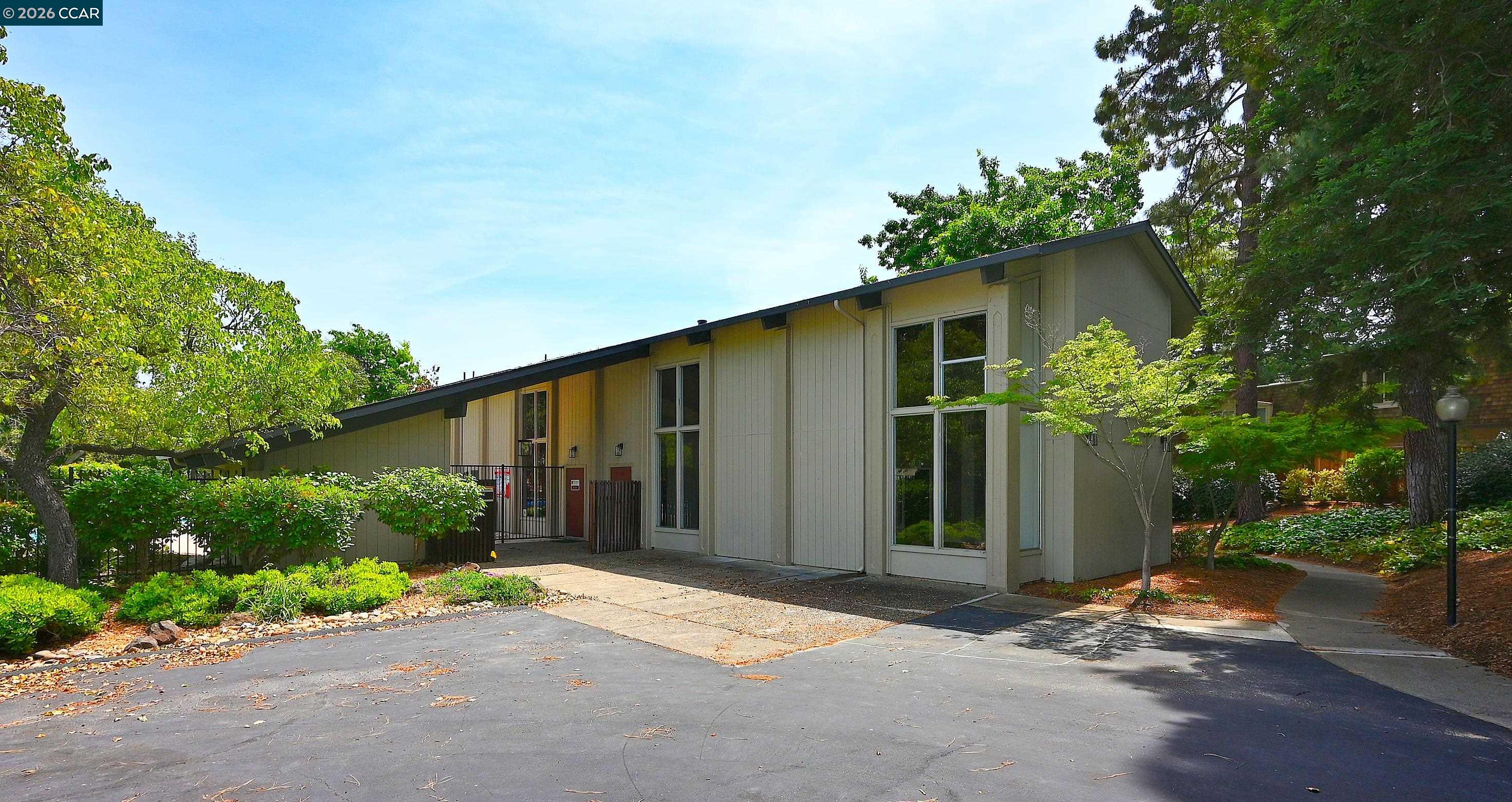 Photo #45: 41133257 Listing: Photo #45