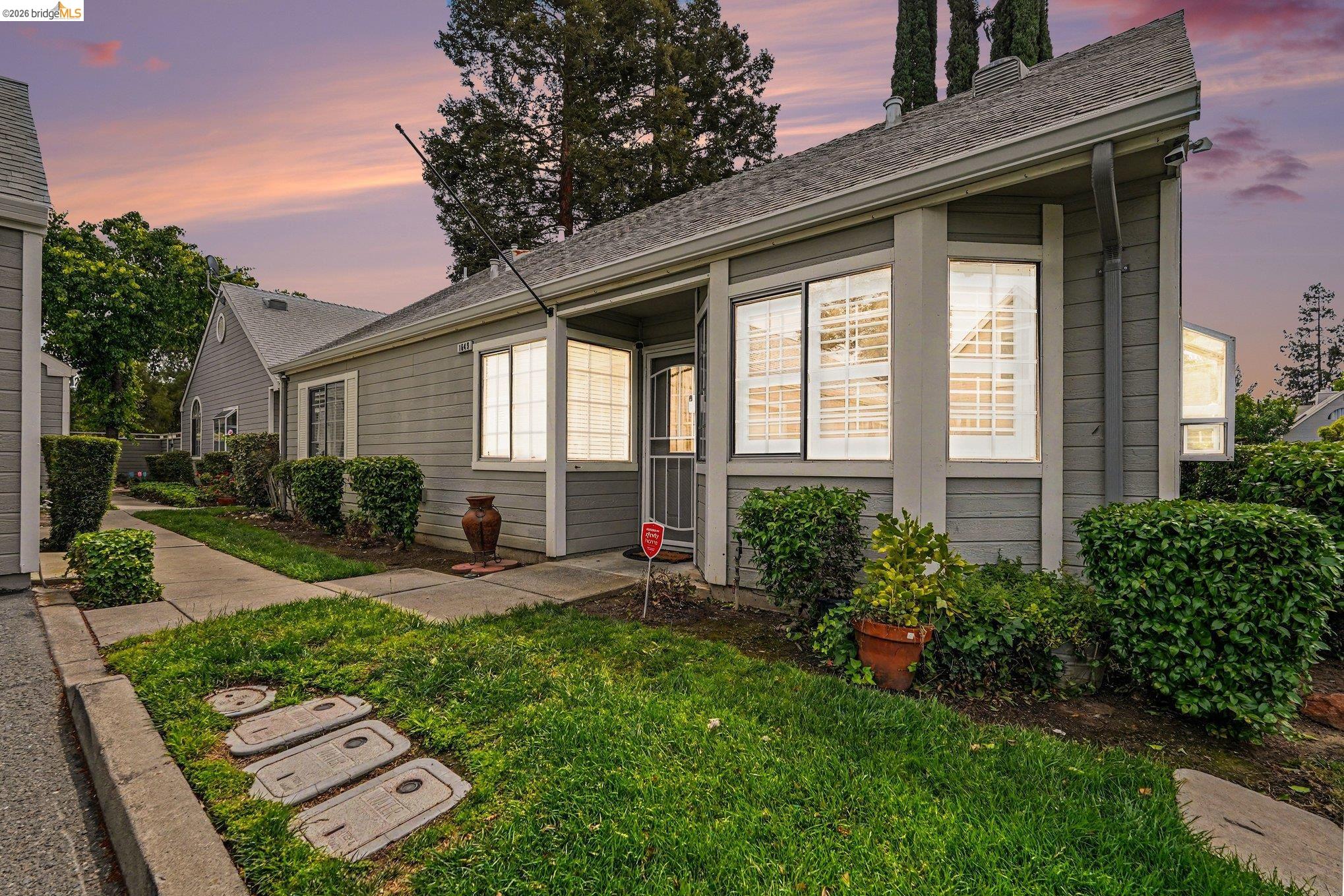 Photo #1: 41133265 Listing: Photo #1