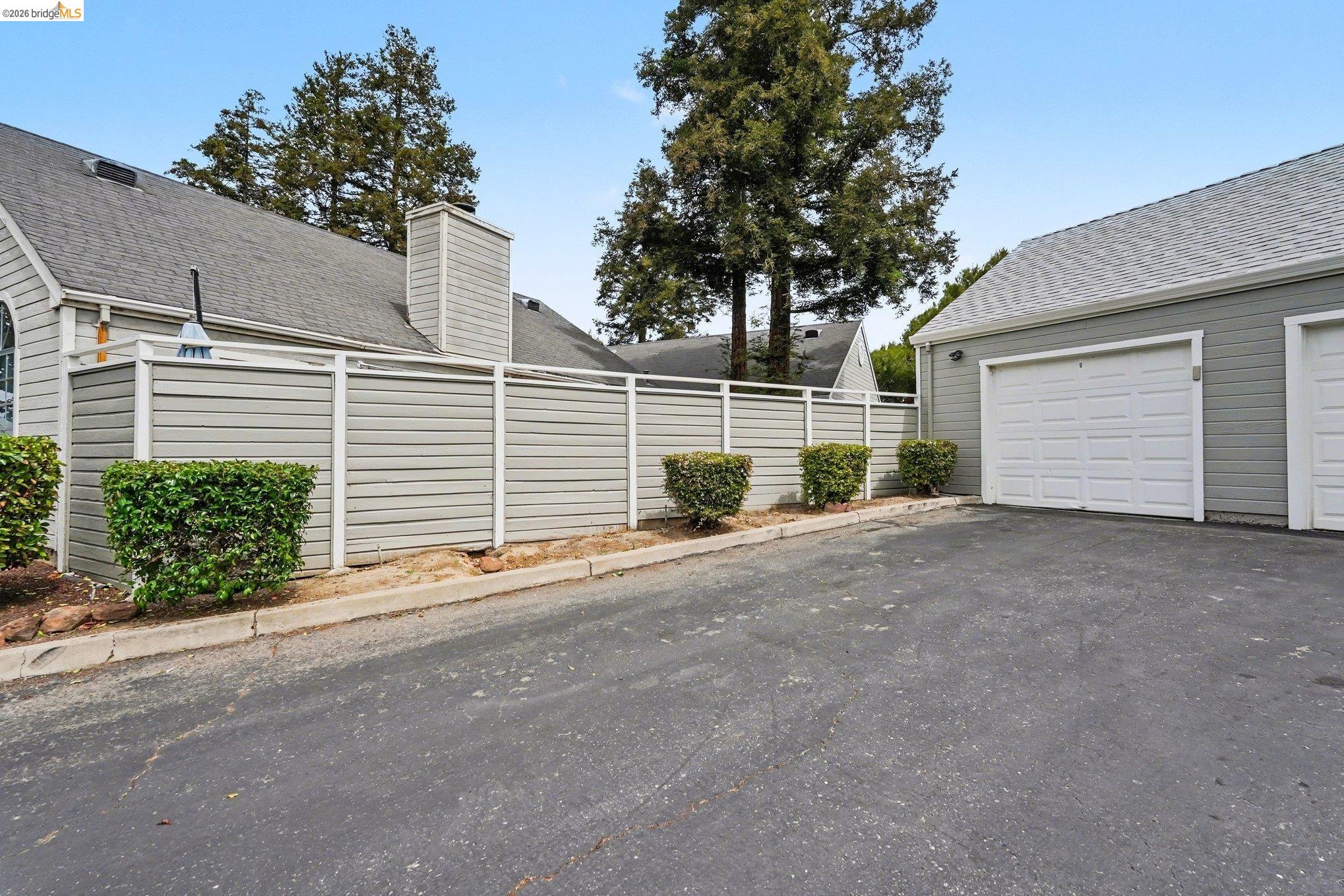 Photo #24: 41133265 Listing: Photo #24