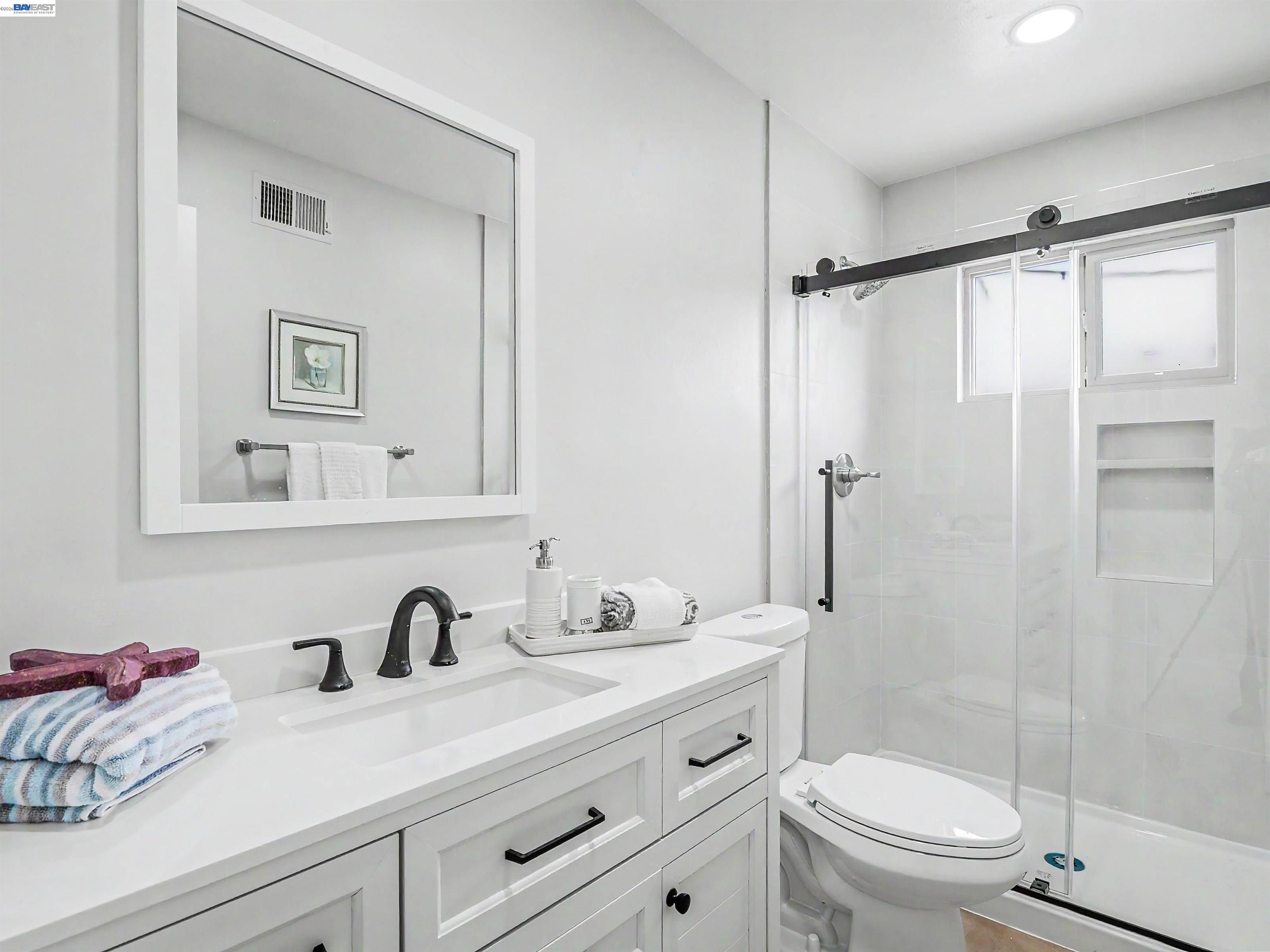 Photo #15: 41133270 Listing: Photo #15