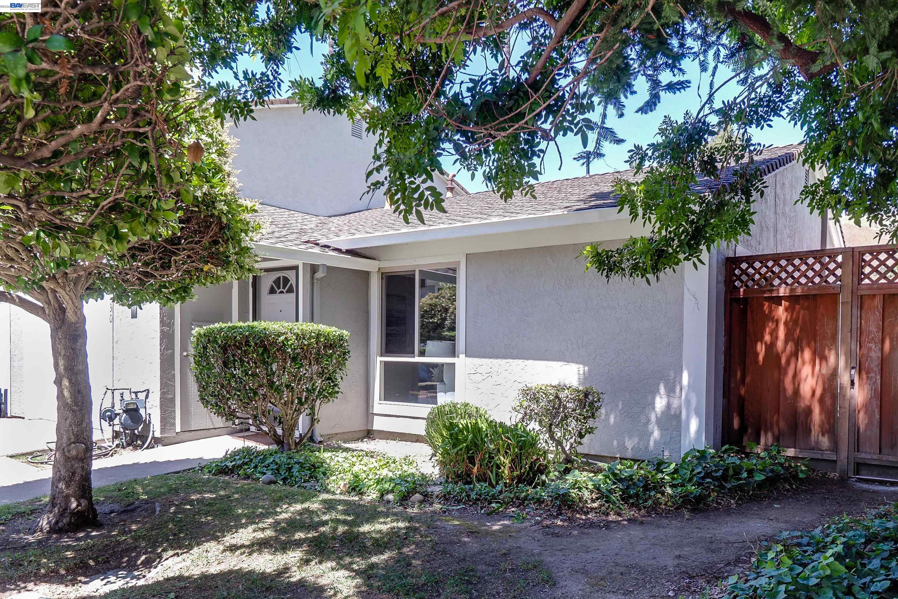 Photo #3: 41133270 Listing: Photo #3