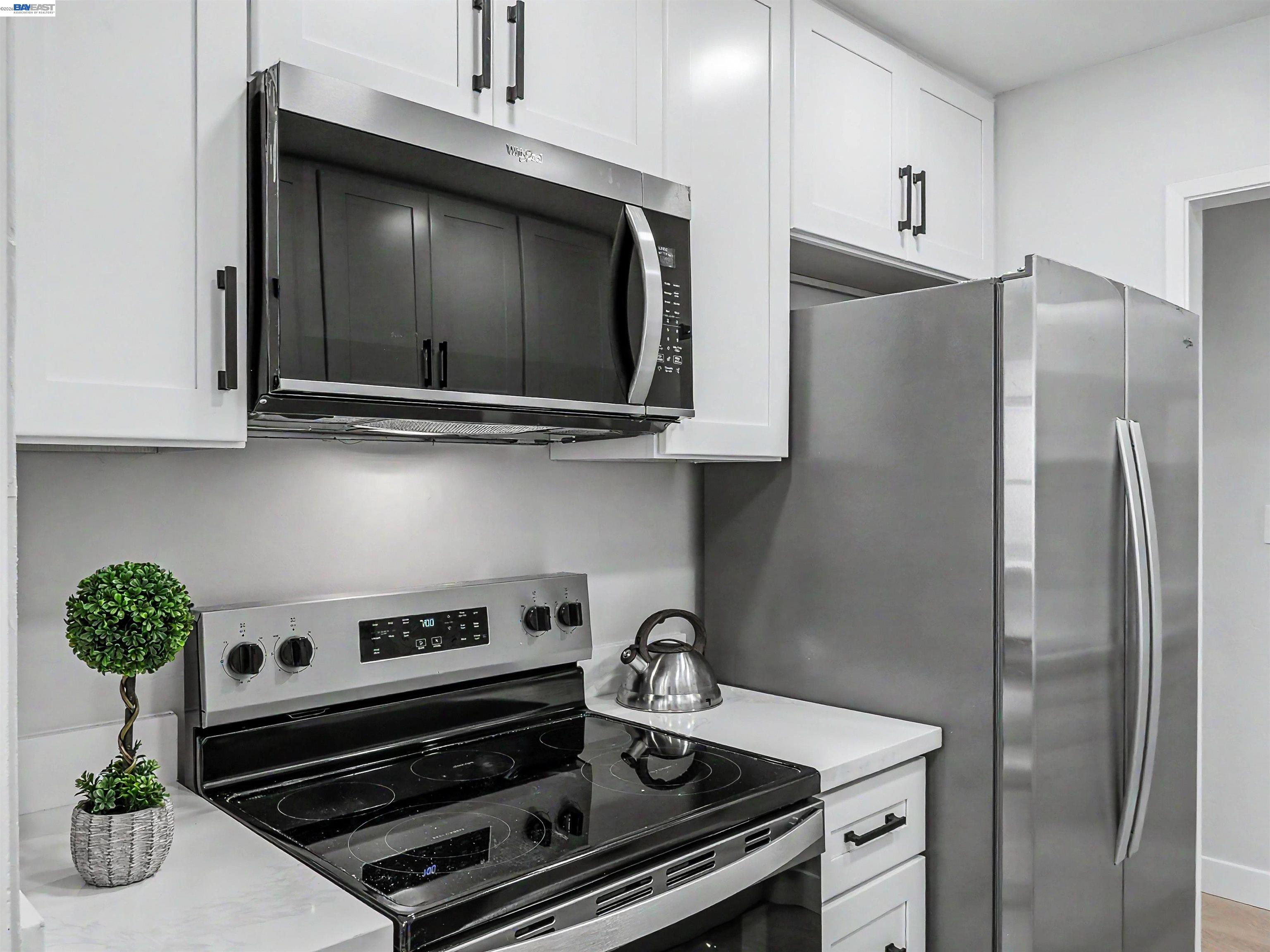 Photo #8: 41133270 Listing: Photo #8